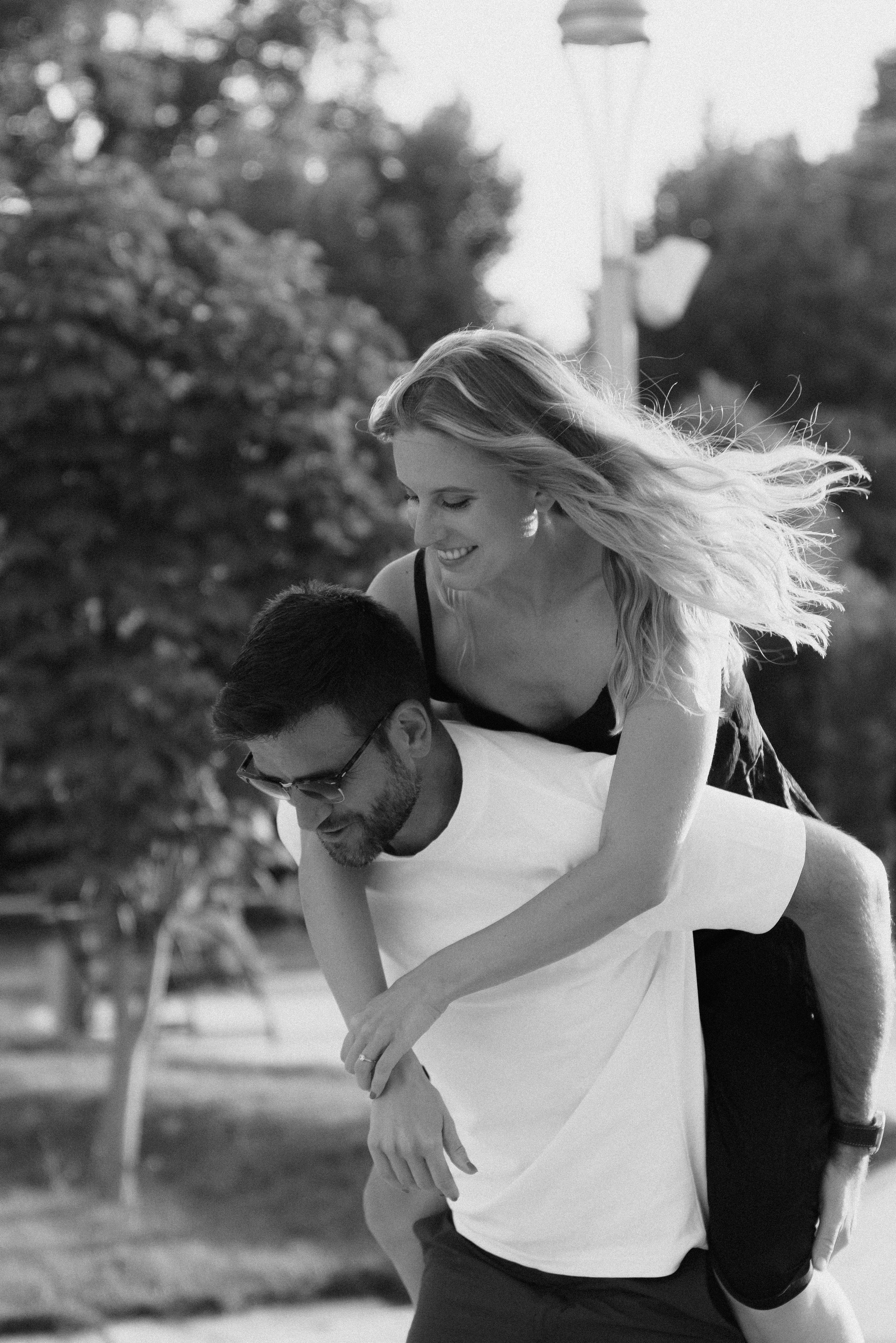 Love Story photoshoot in Samarkand with the backdrop of Gur-Emir. Photographer in Uzbekistan and Samarkand Djasur Marupov