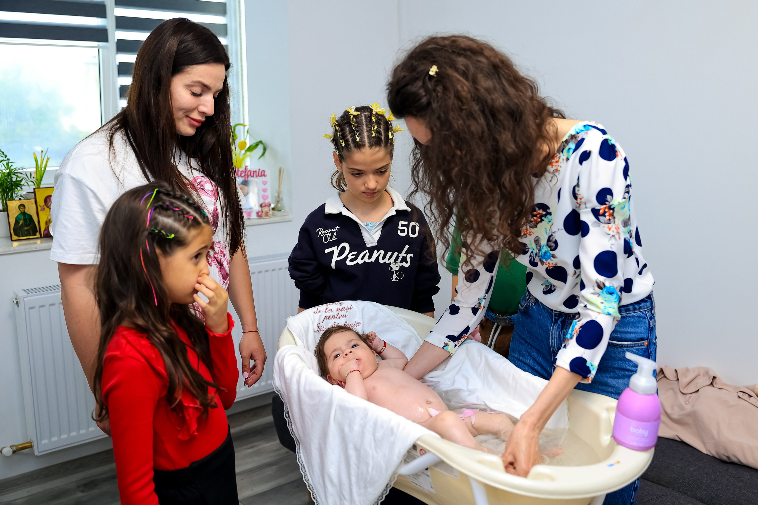 Iris Stefania. Moments By Gub