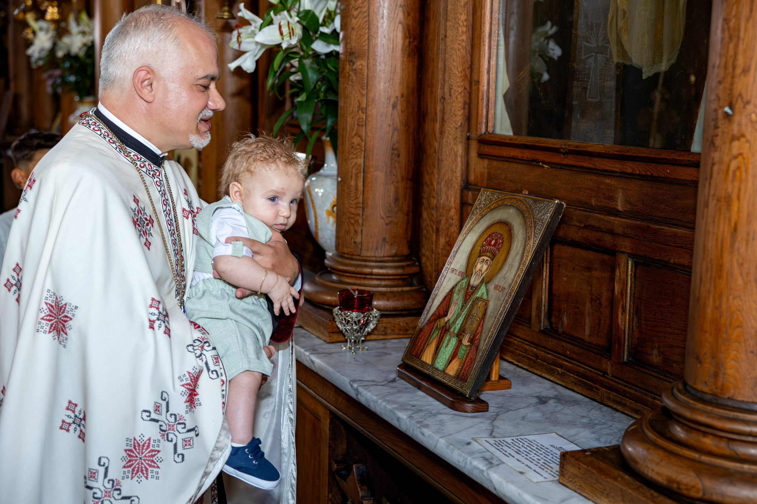 Eric Ionut. Moments By Gub