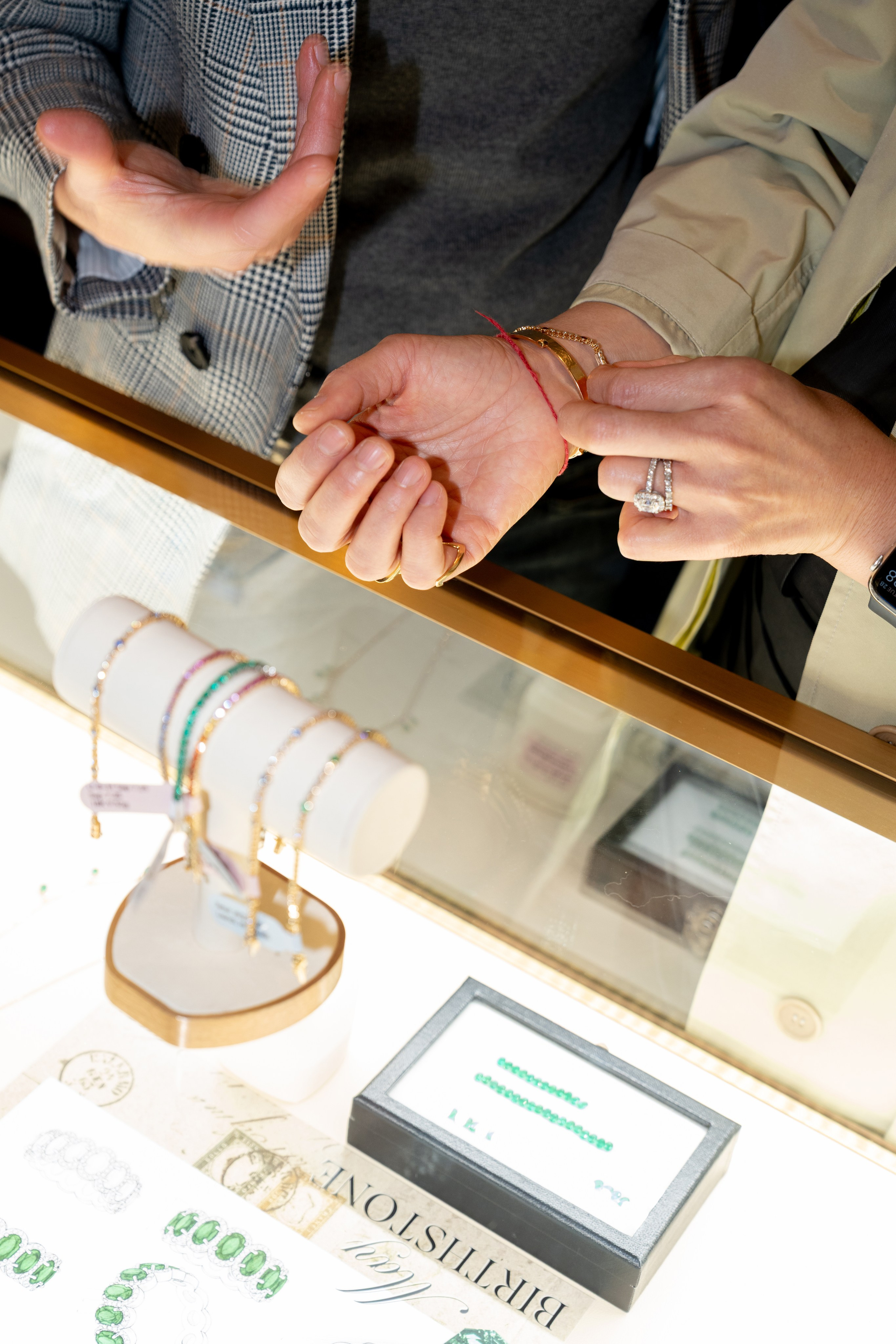 ETRA JEWELLERY. ФОТОГРАФ В ГОНКОНГЕ (СВАДЬБЫ, FASHION, СЕМЕЙНЫЕ, МЕРОПРИЯТИЯ, ФОТОПРОГУЛКИ)