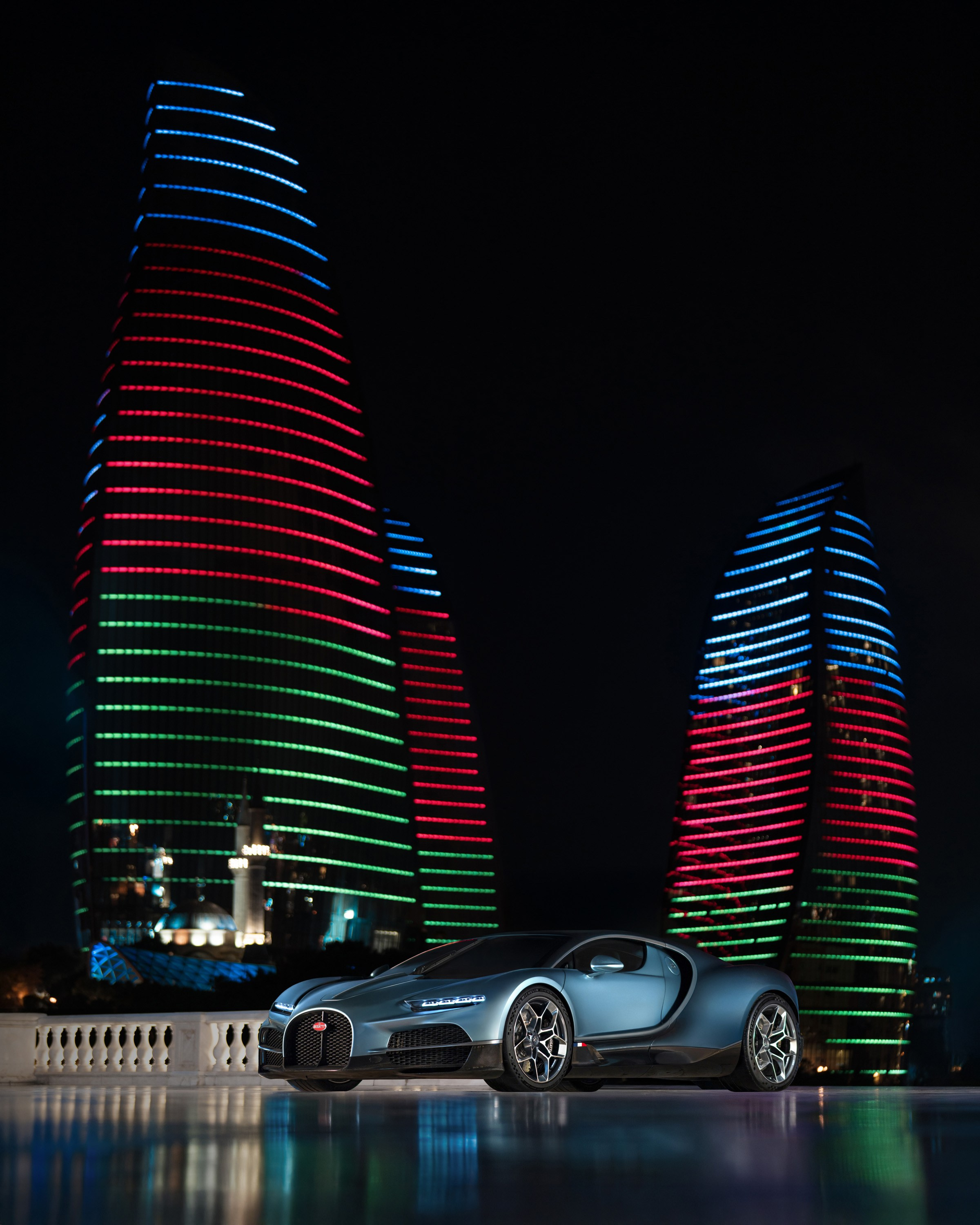 BUGATTI. WORLDWIDE COMMERCIAL AUTOMOTIVE PHOTOGRAPHER