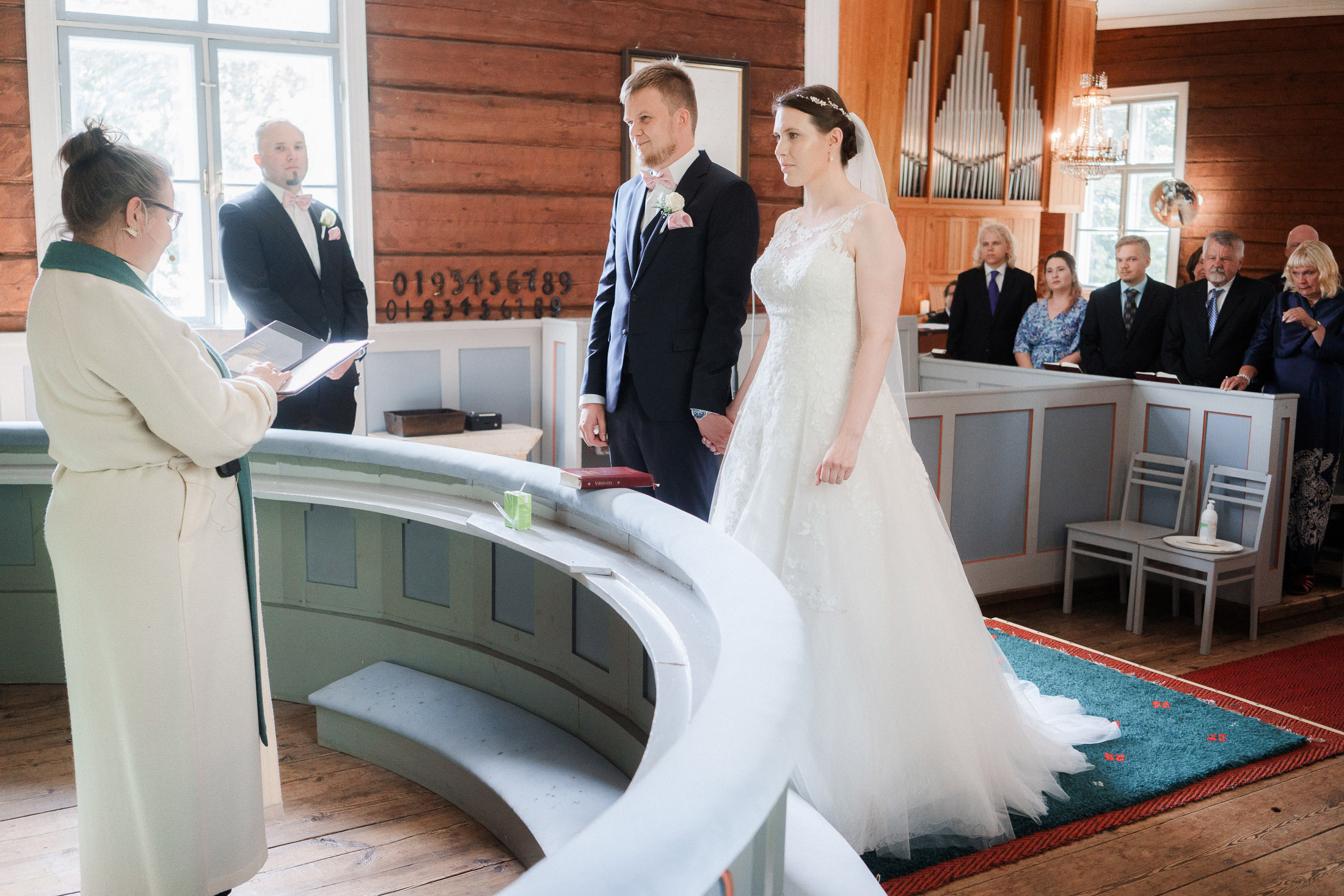 Anita&Matias, Långvik ja Haapajärven kirkko