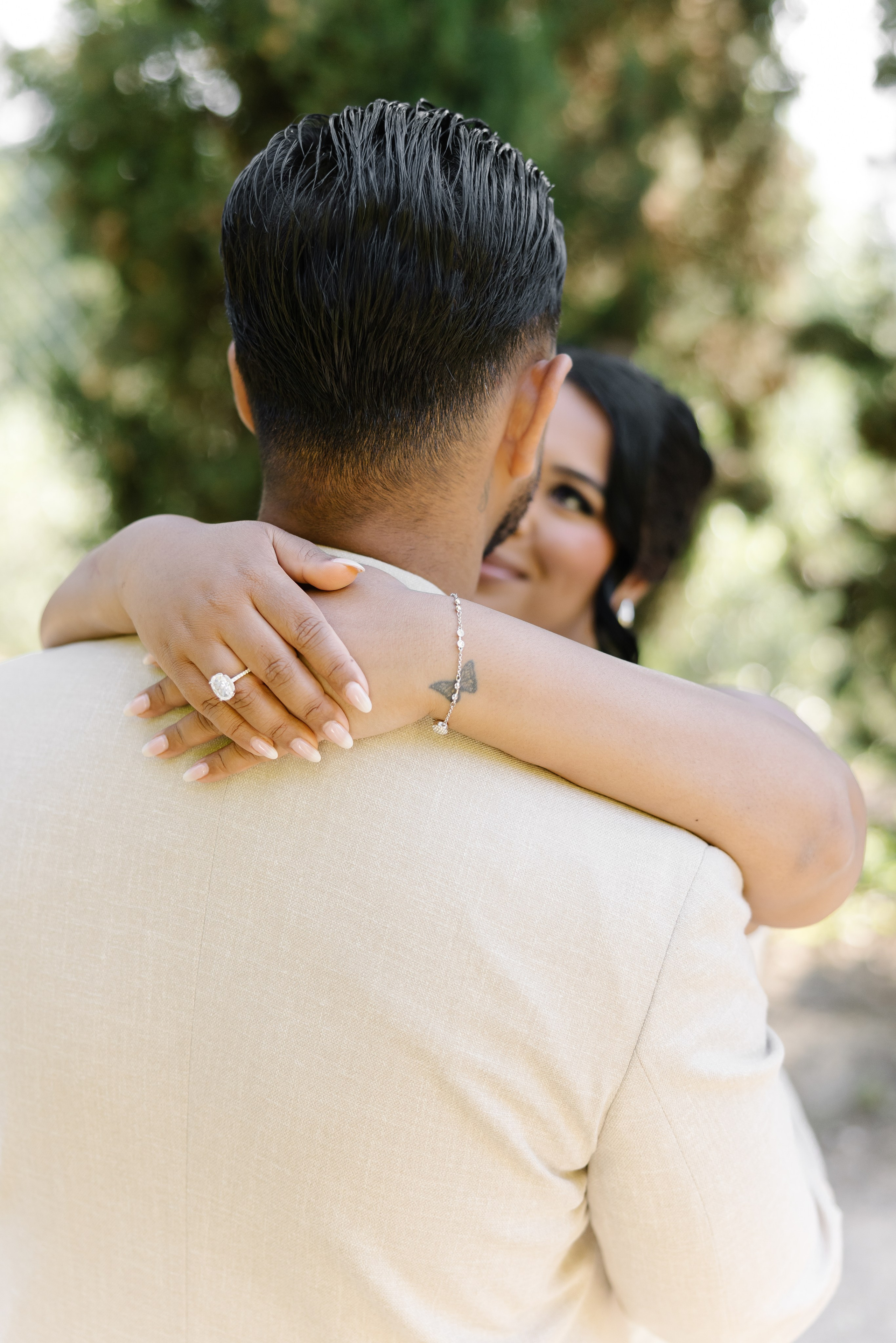 Pre-wedding in Tuscany. Wedding photographer Italy