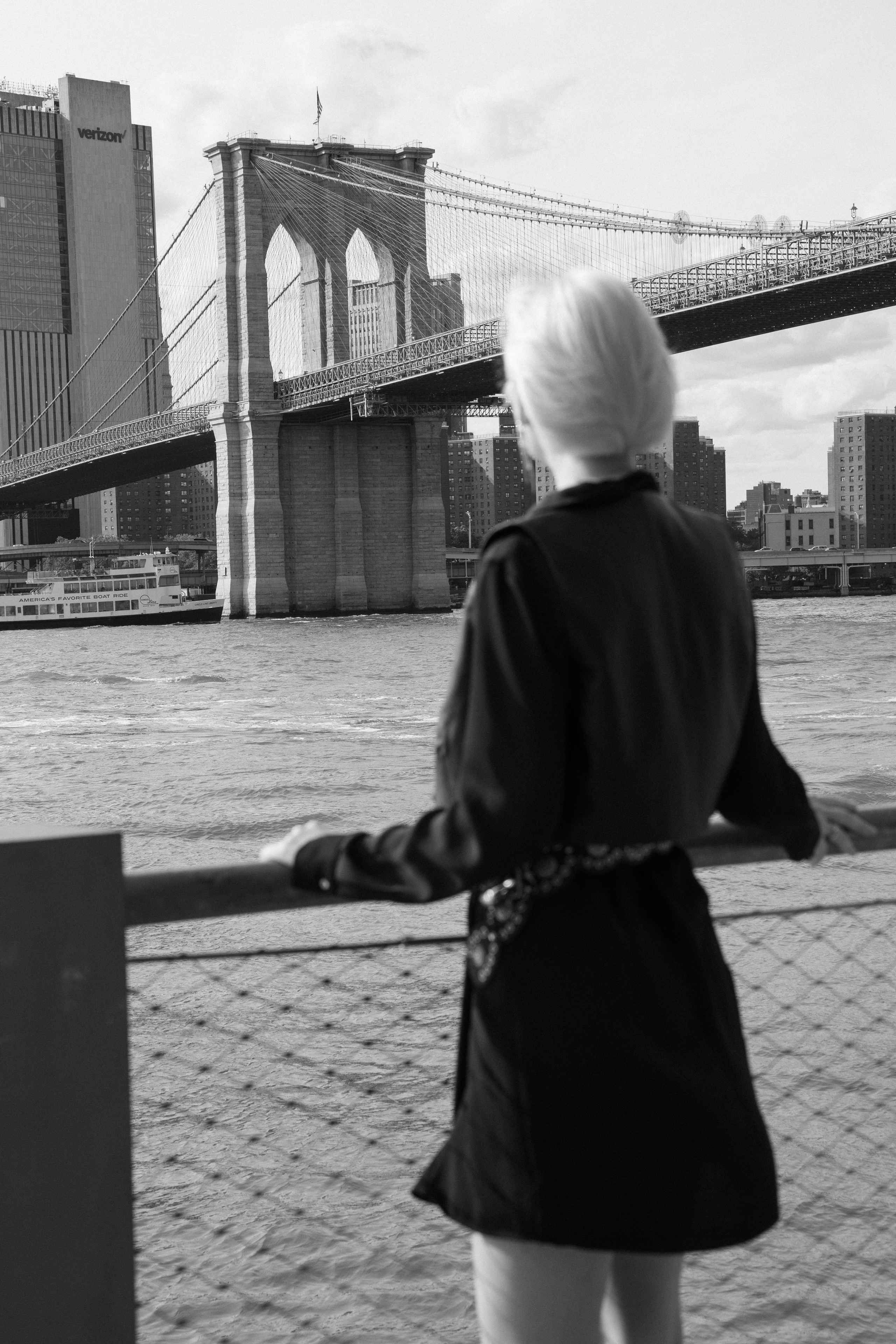 048. Palagina Ksusha, photographer in NY