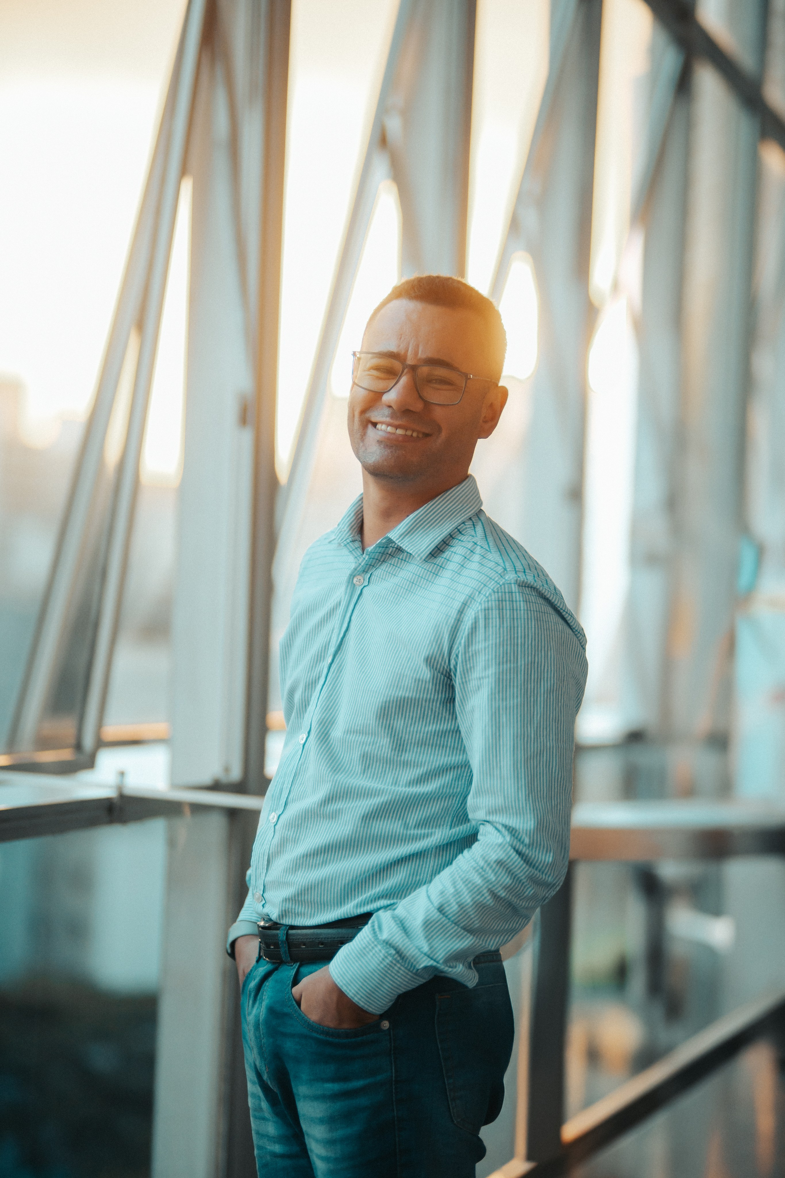 Corporativo/Politico