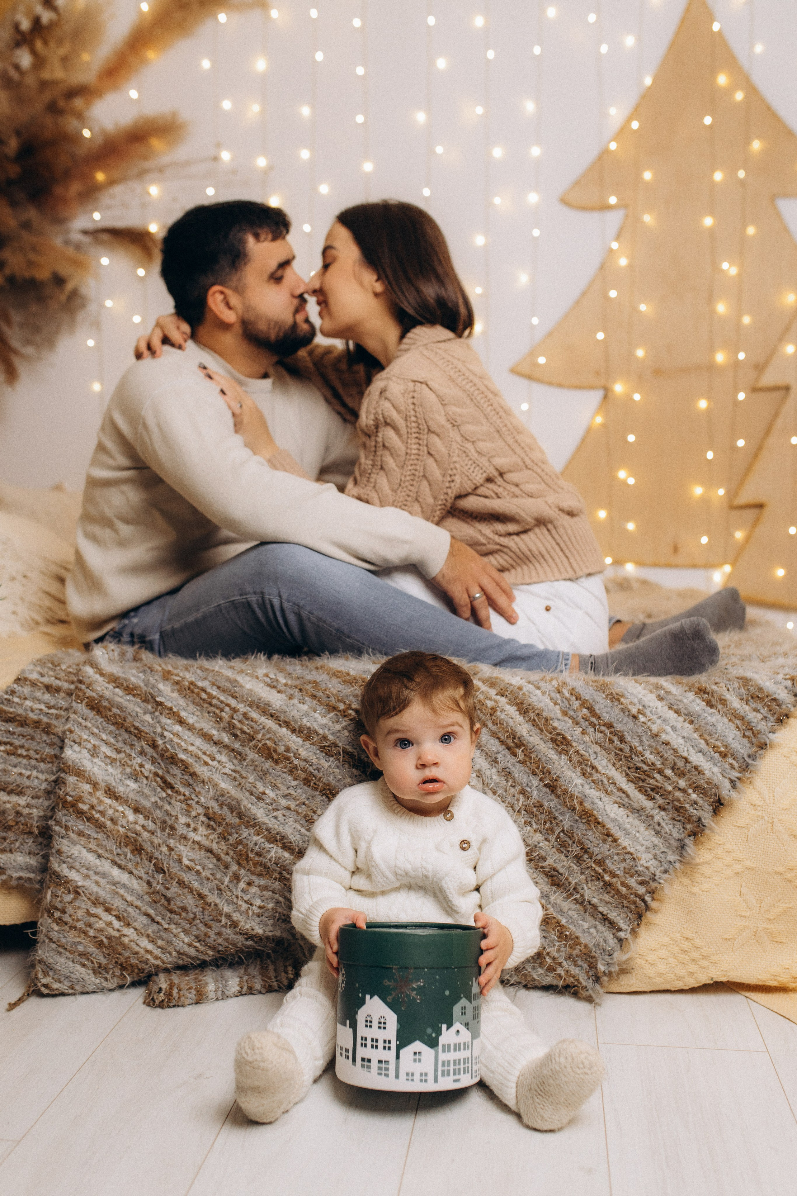 Holiday Season. Home