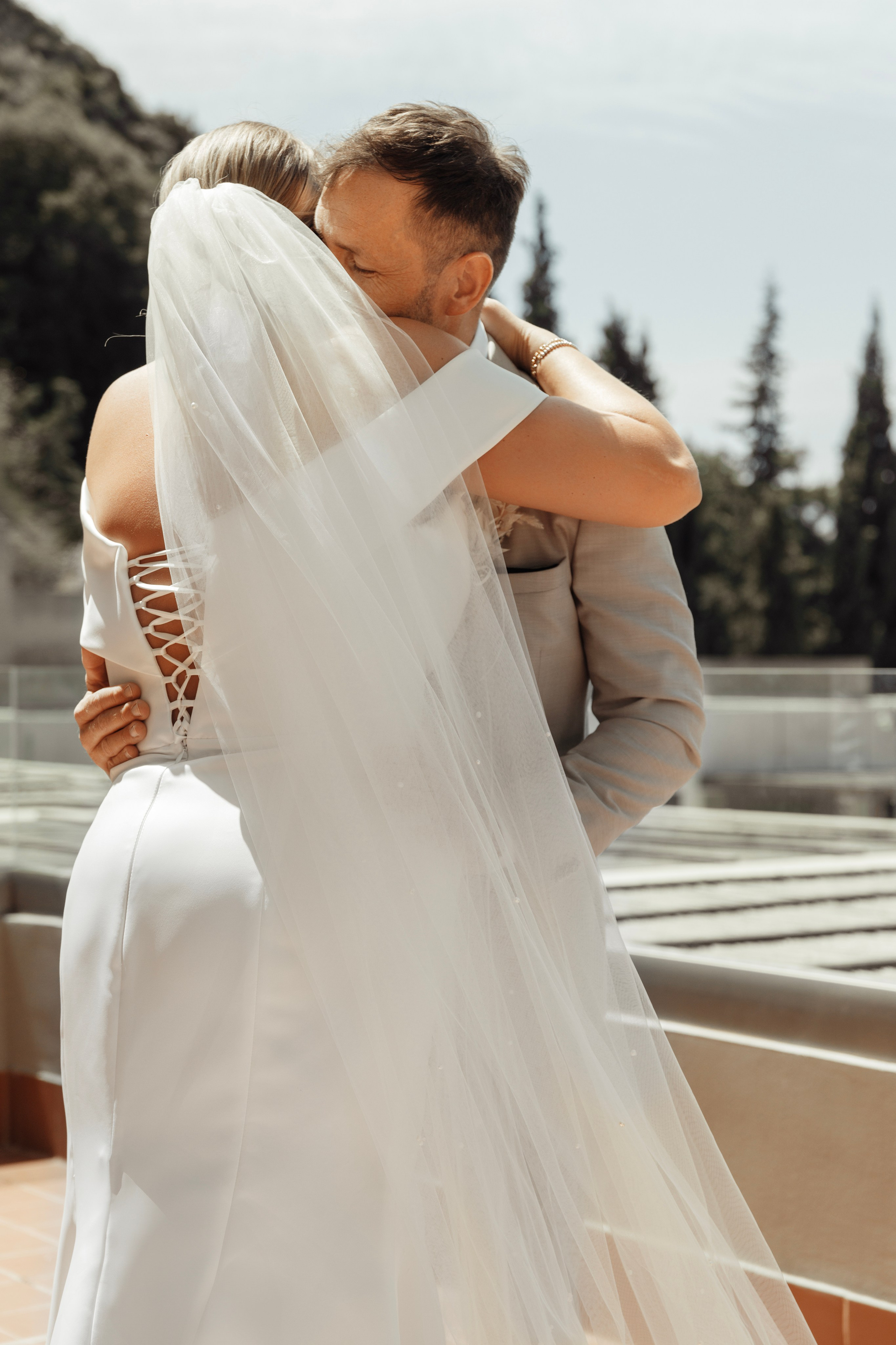 English wedding. Portrait and Wedding Photographer Irene Art Photo, based in Greece, Rhodes island