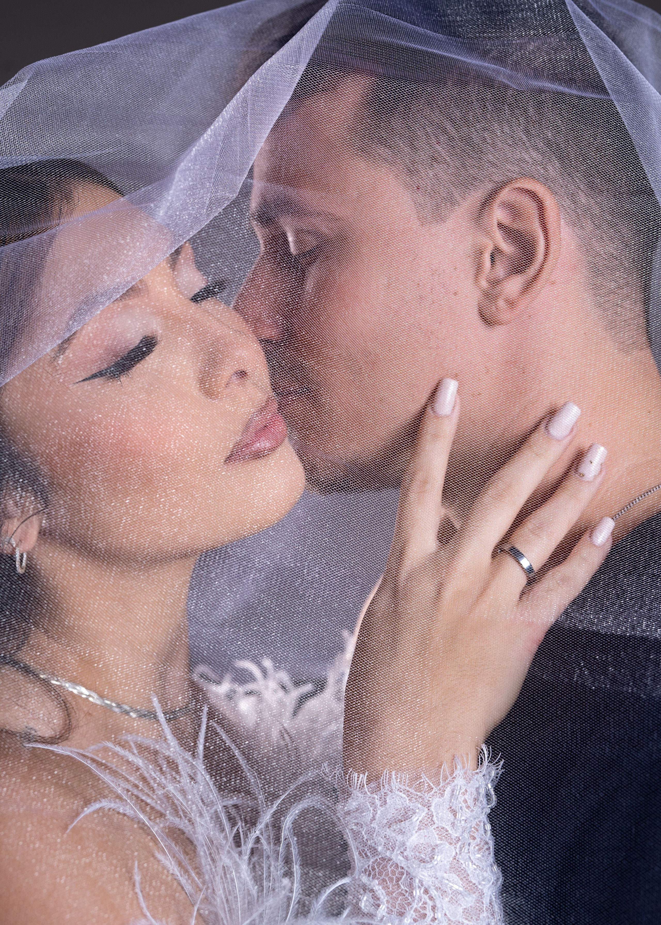 Pré Wedding Estúdio — Carol e Eric. Fotógrafo de casamento e Filmmaker de casamento