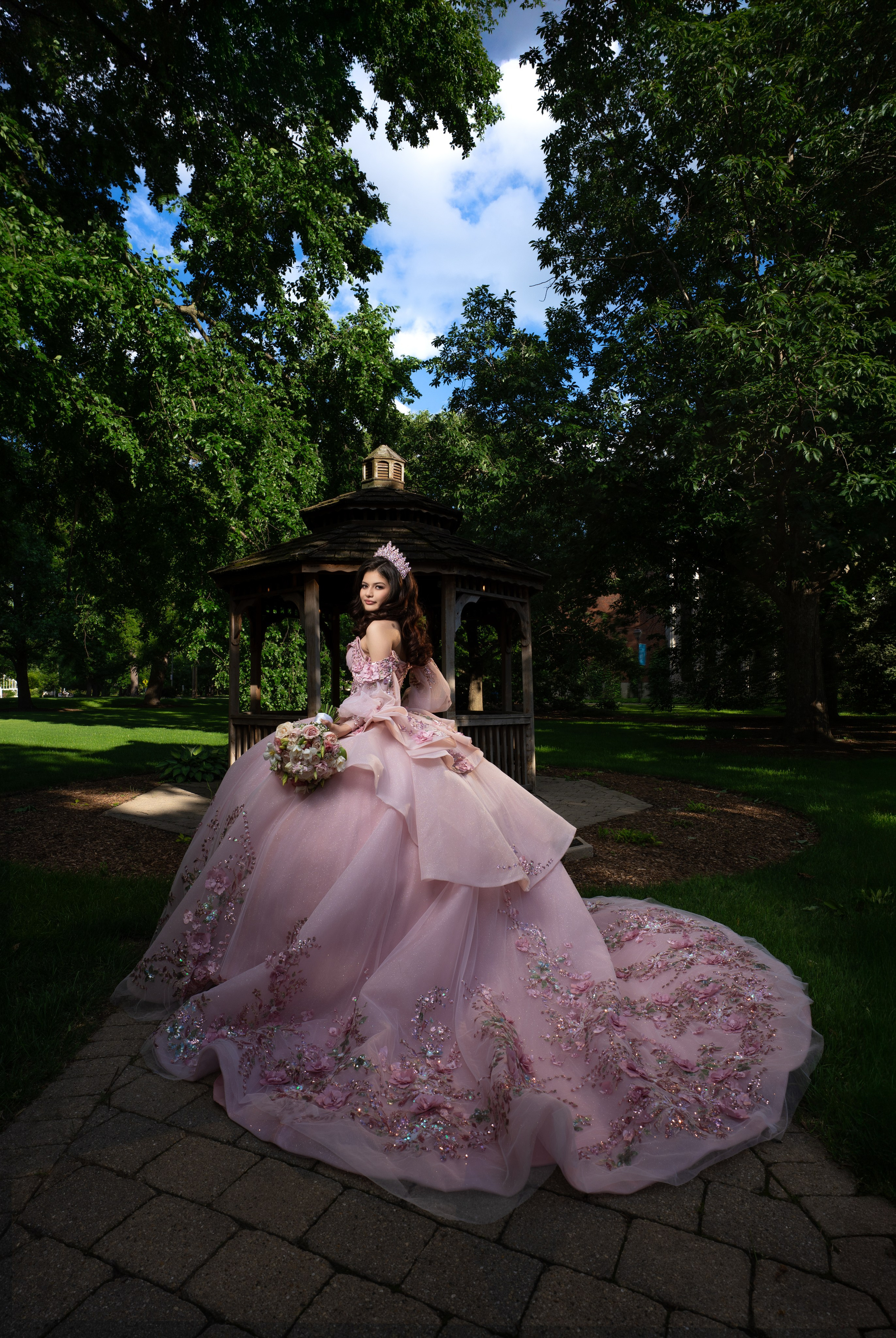 BRIANY XV. Quinceañera y Bodas