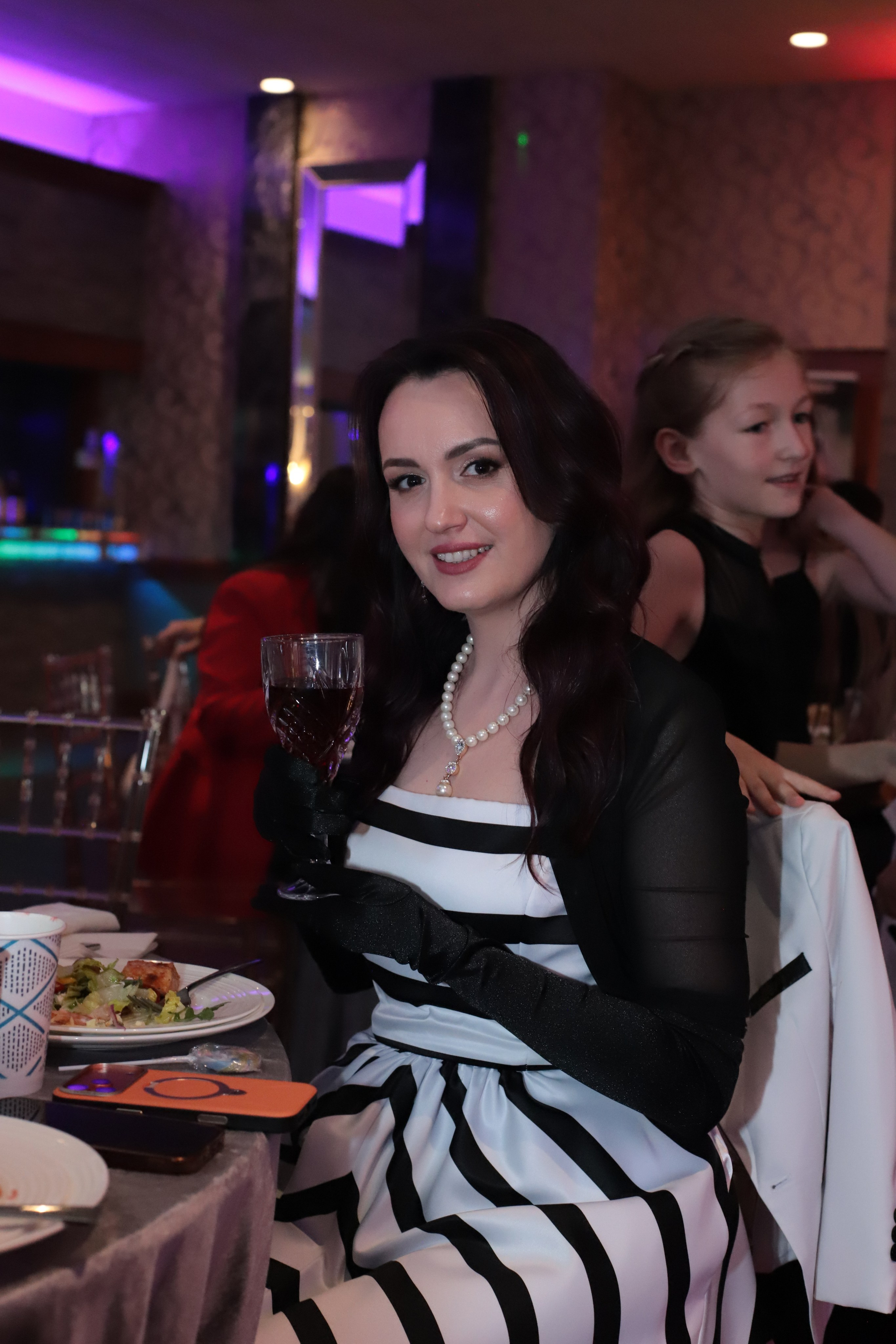 Volodimir HB. VALERIIA VIUNOVA individual shooting\love story\event\brand