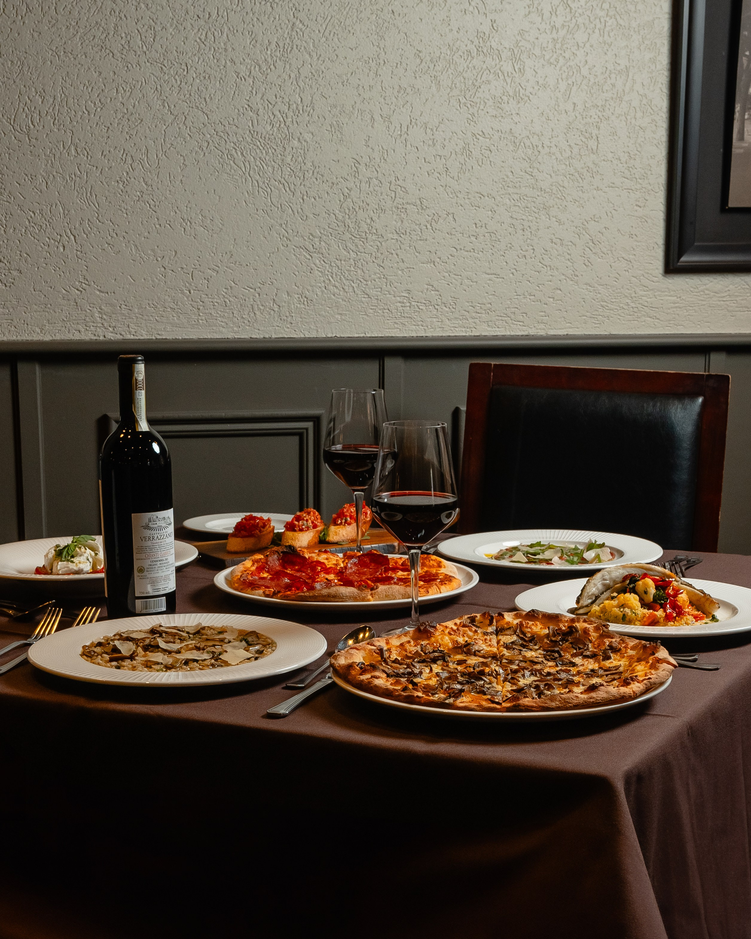 Luna. Welcome to my video and photo world!