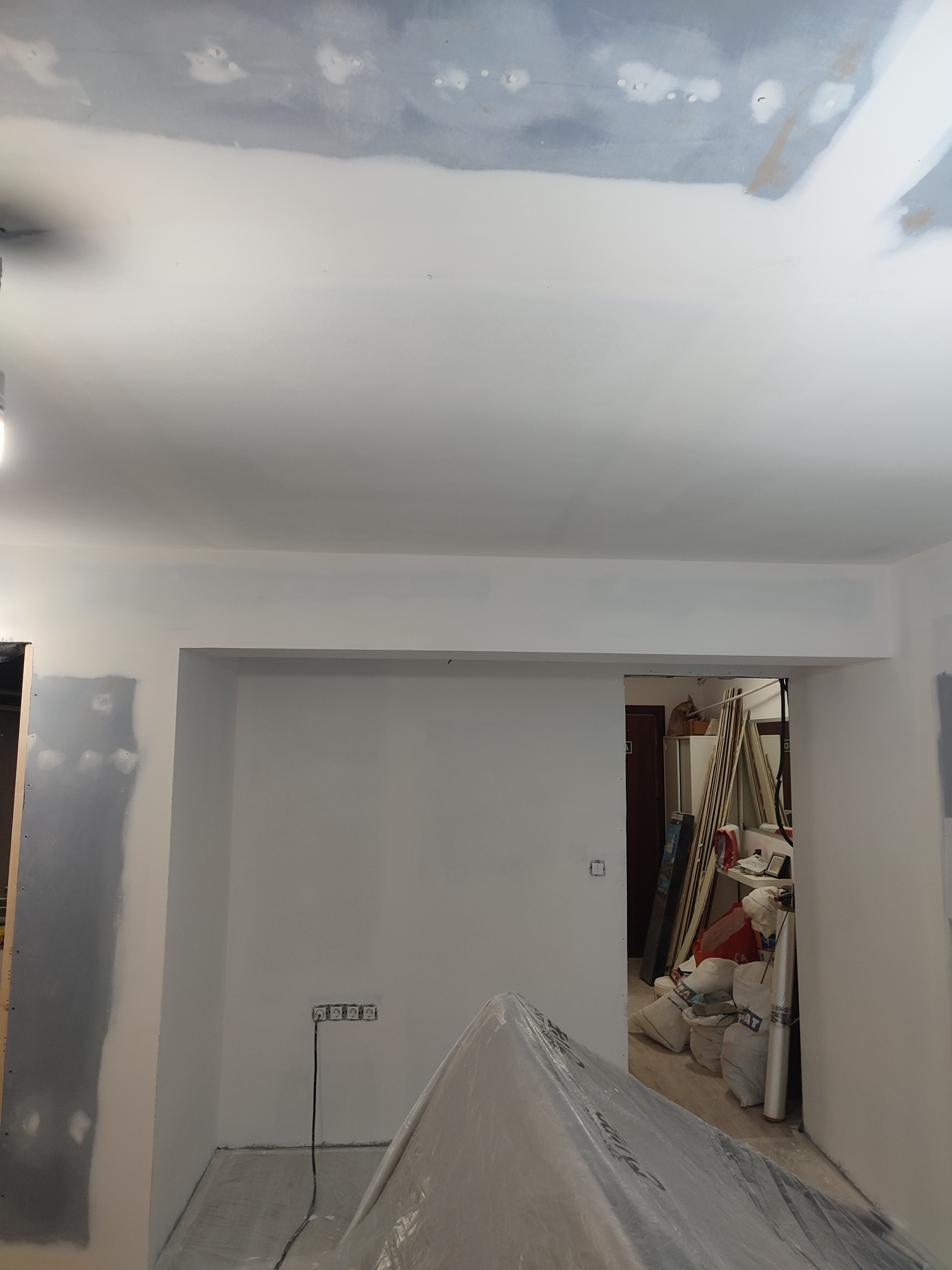 Proyectos. Reformas integrales de pisos, baños y cocinas con aislamiento acústico en Barcelona | B22 Reforma