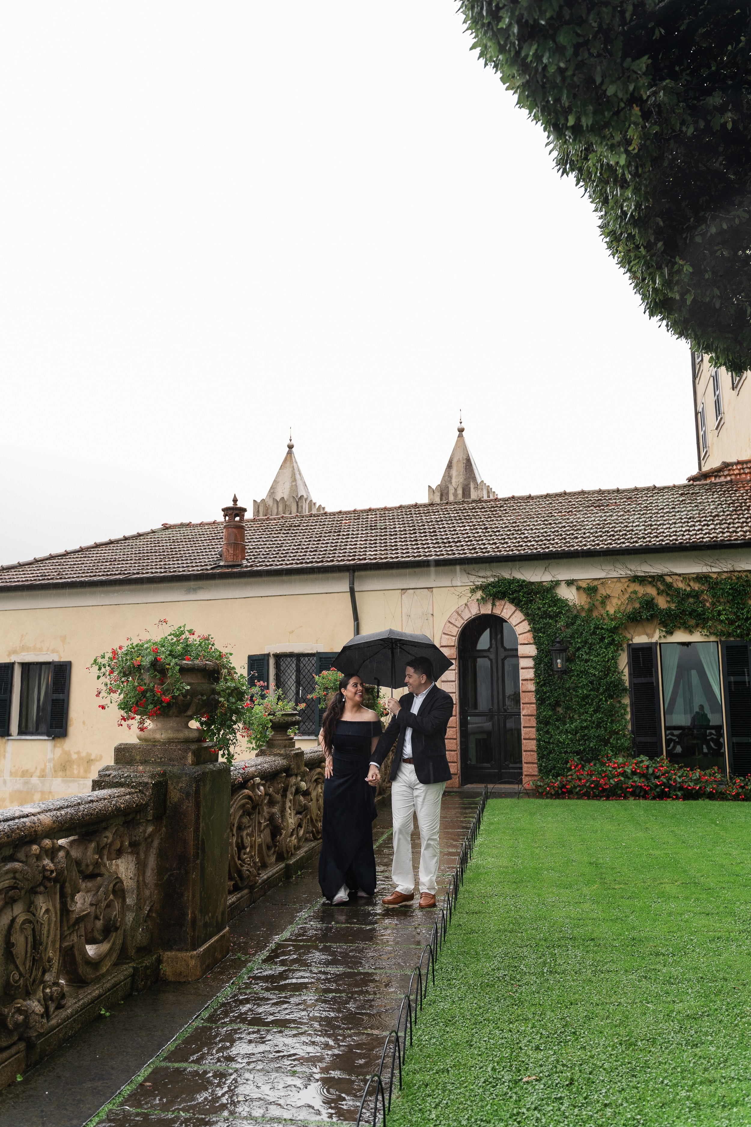 Villa Balbianello Engagement Photoshoot. Proposal Photographer in Lake Como