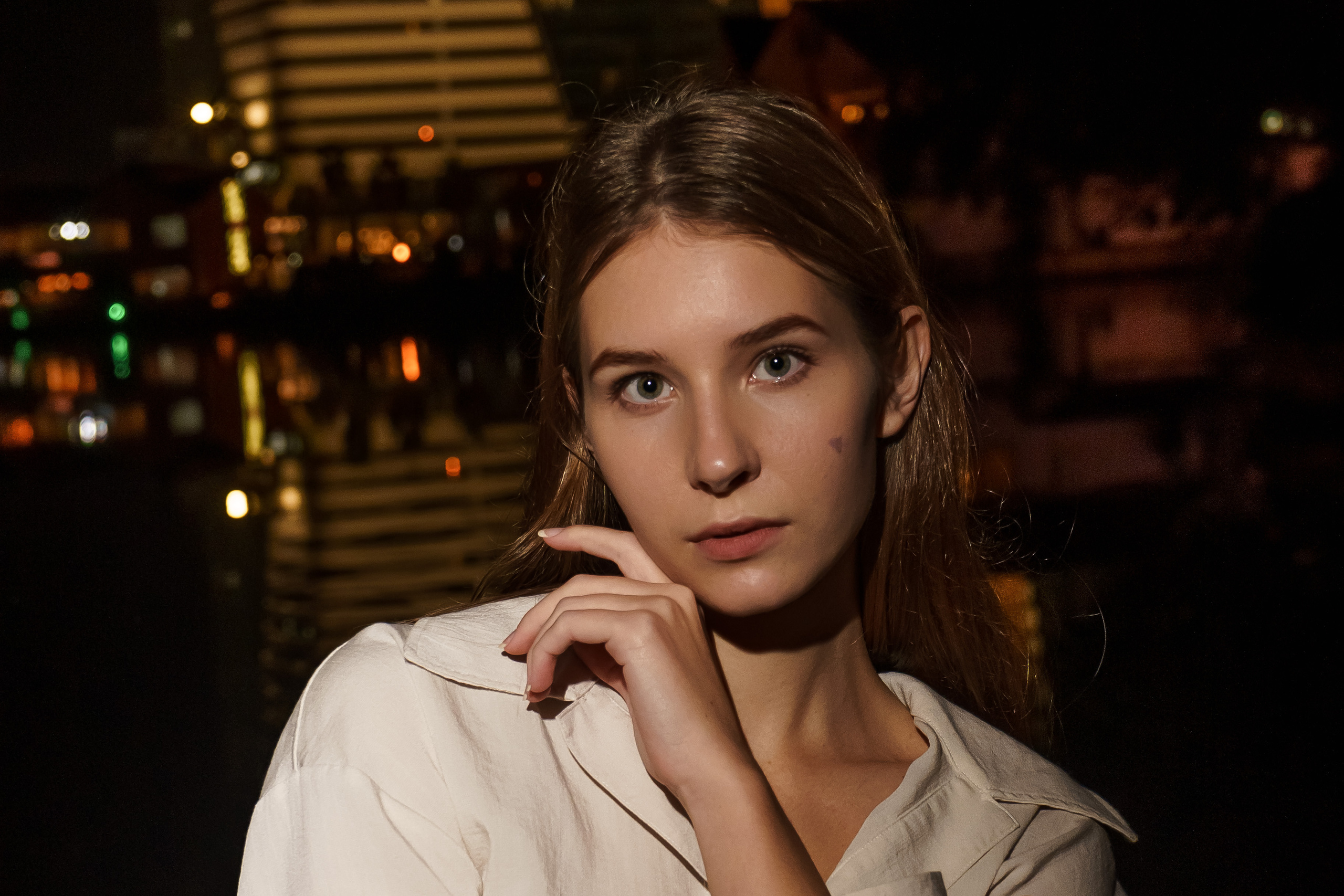 Музыка ночного города. Фотограф в Батуми Елена Огонёк