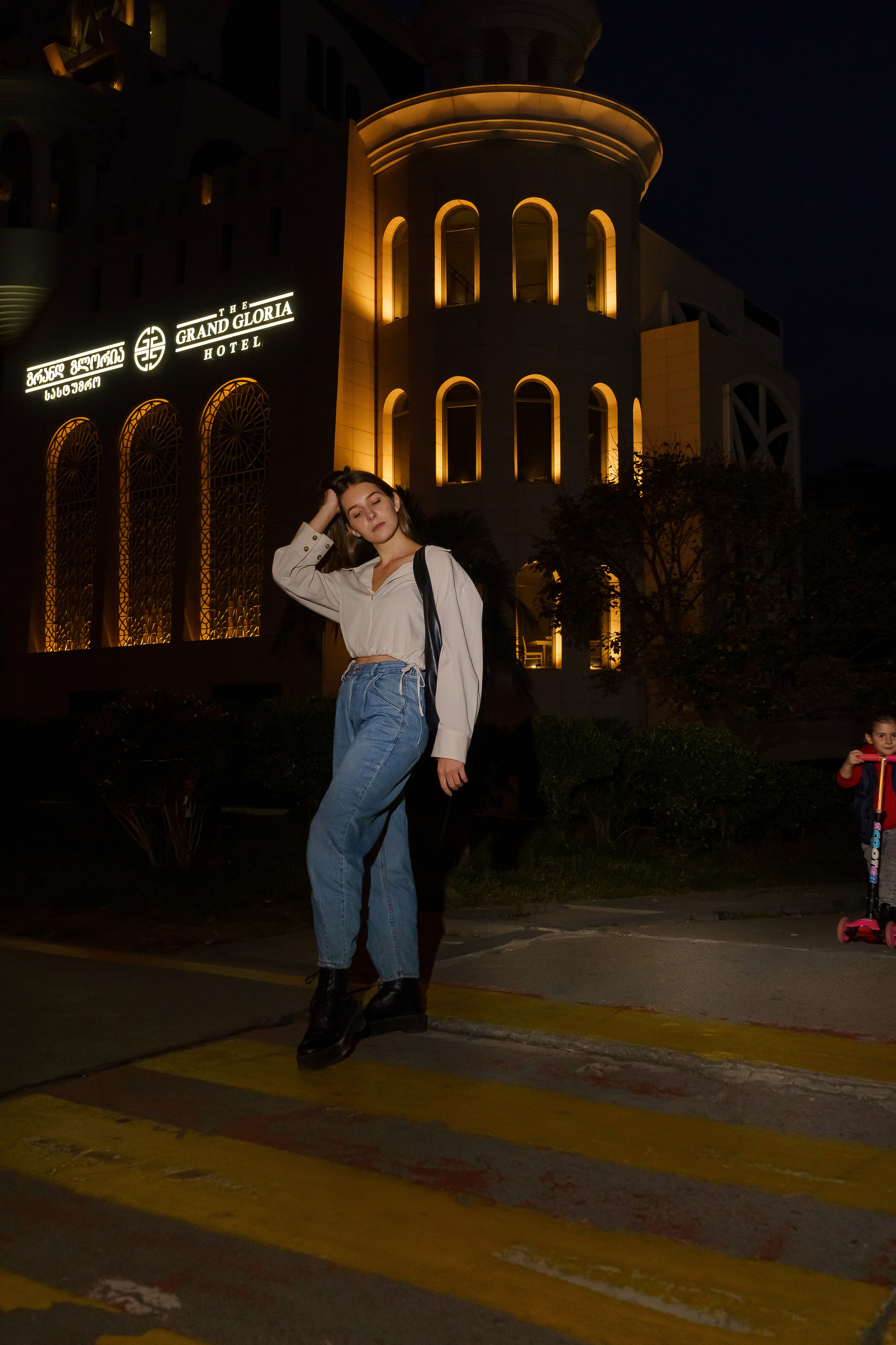 Музыка ночного города. Фотограф в Батуми Елена Огонёк