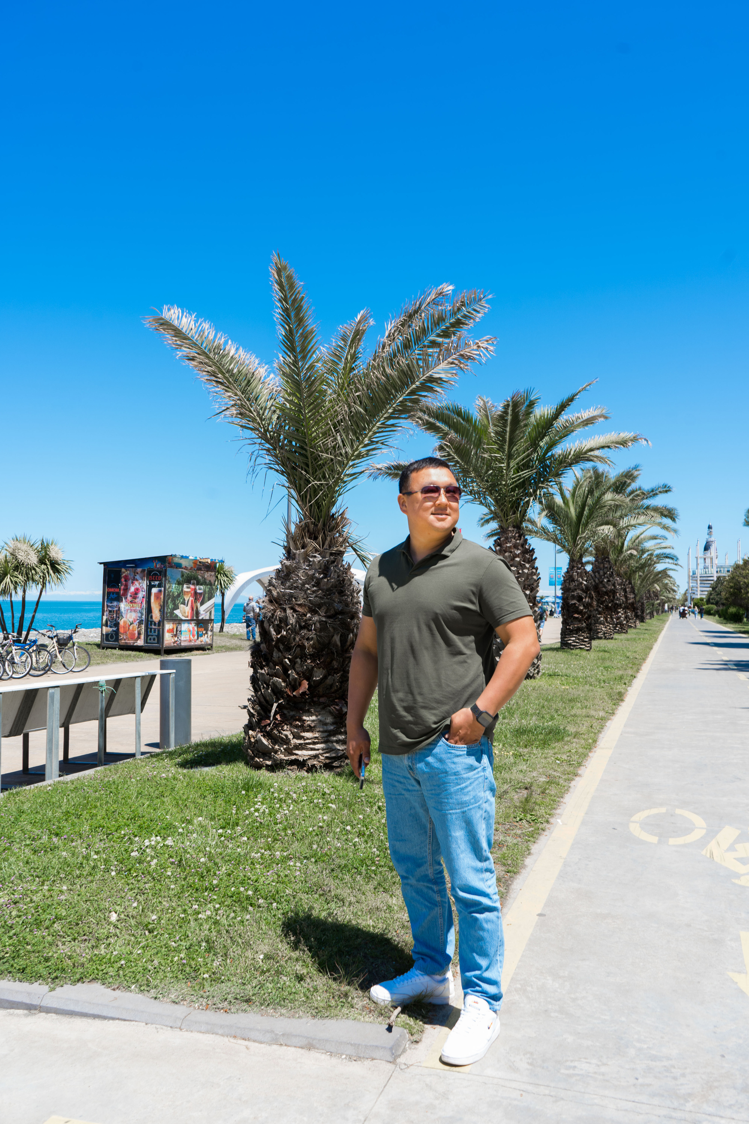 Влюбленные в море и друг друга. Фотограф в Батуми Елена Огонёк