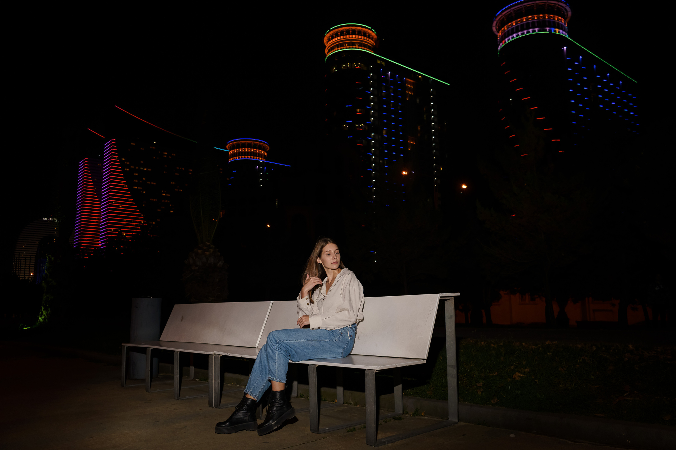 Музыка ночного города. Фотограф в Батуми Елена Огонёк