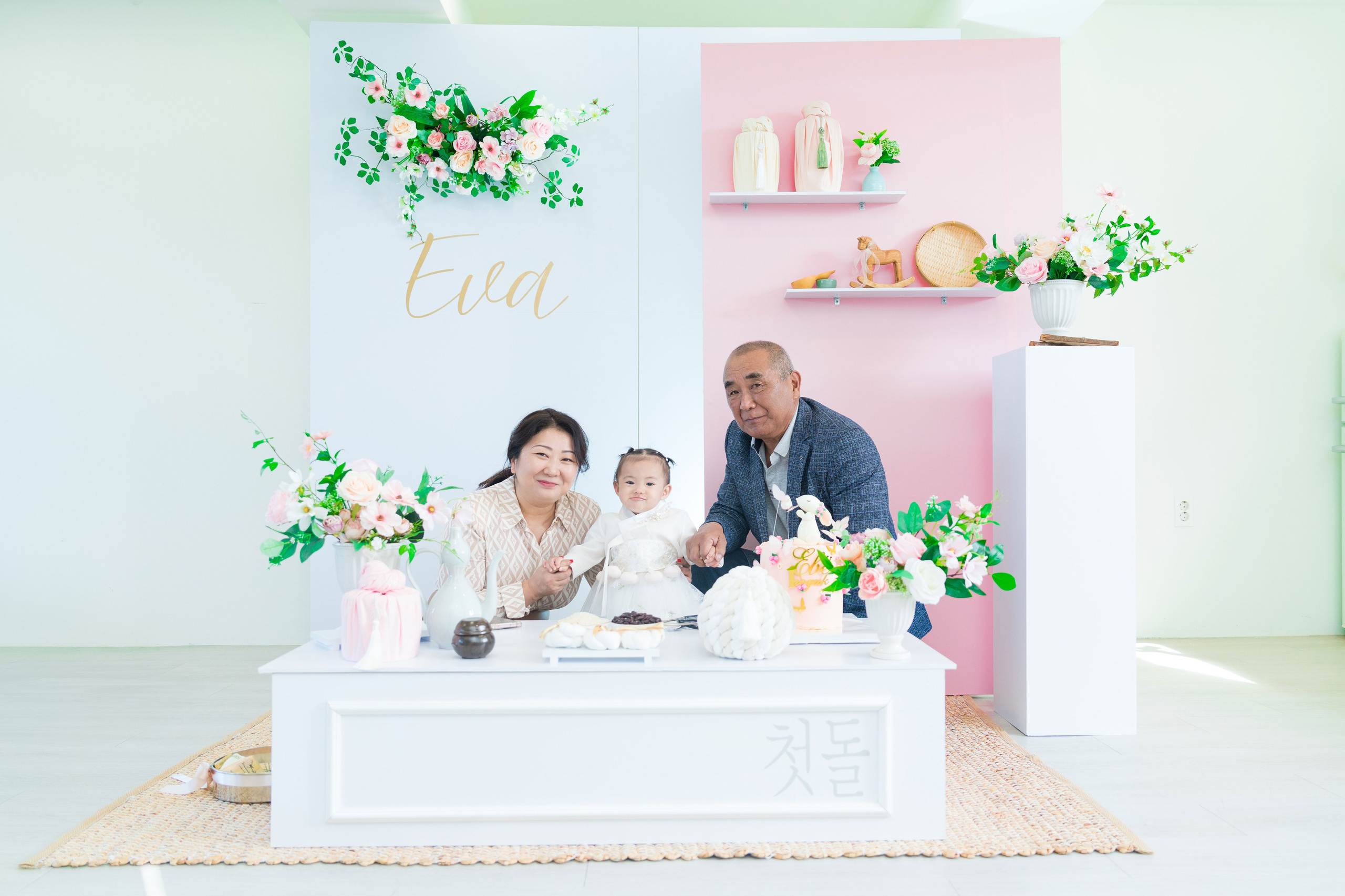 Ева. Утренний столик. Студия декора «Нарния»