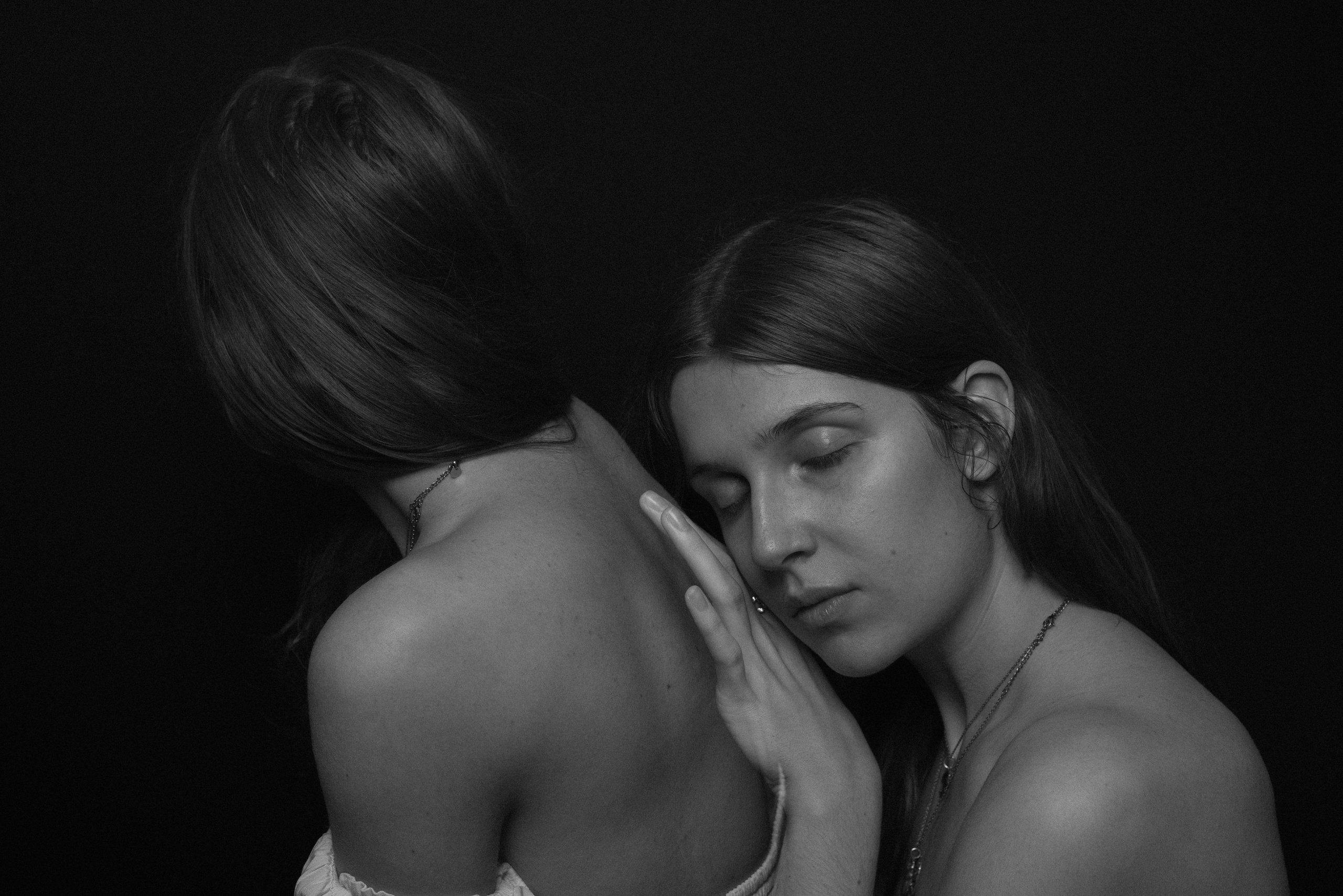 Portraits. YULIA COMPTE