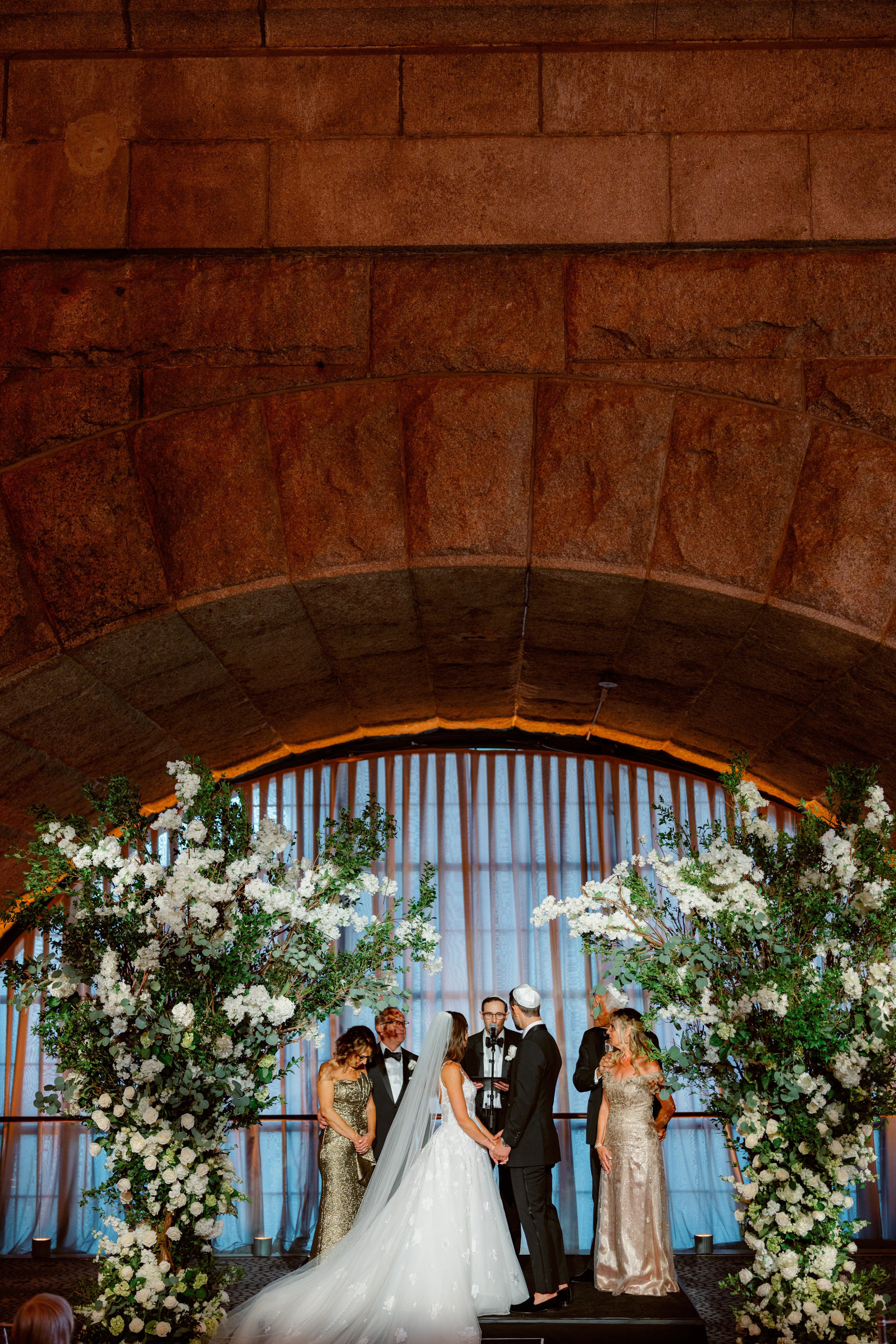 Kelsey and Scott’s Grand Jewish Wedding at Guastavino’s. Wedding photographer and videographer New York | New Jersey