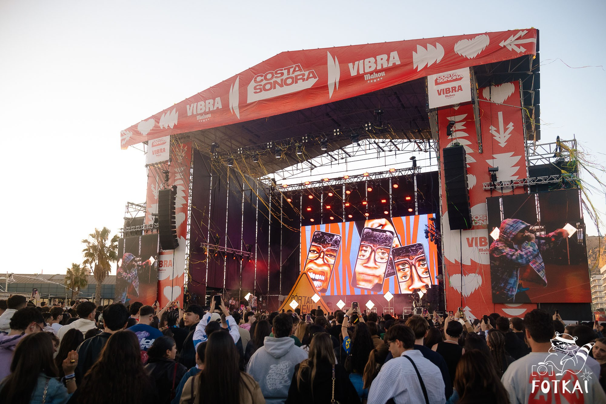 Fotos Costa Sonora 2026 Alicante Día 2 — busca tu foto y encuentra amigos del festival | FOTKAI