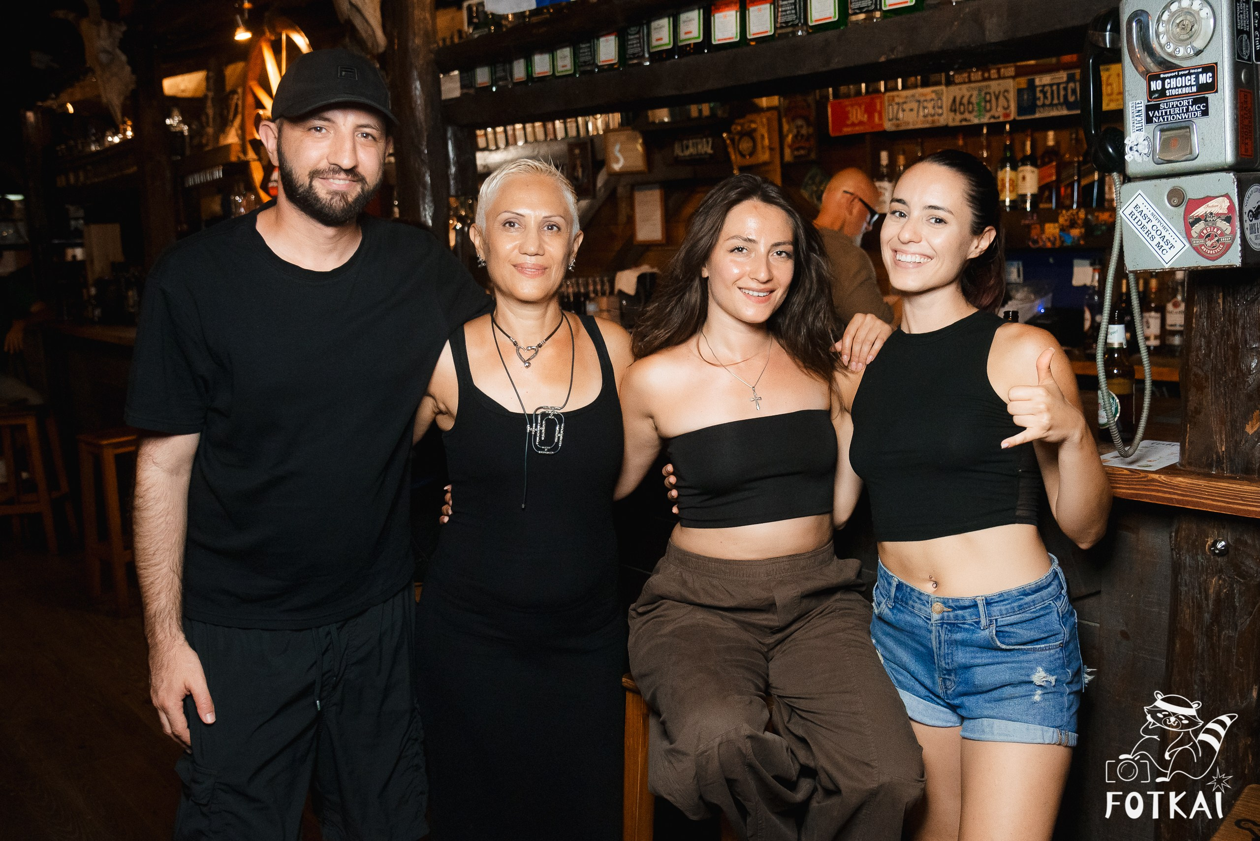 Reportaje fotográfico de FOTKAI | Café Bar El Paso | Torrevieja, España, 4 de julio de 2025