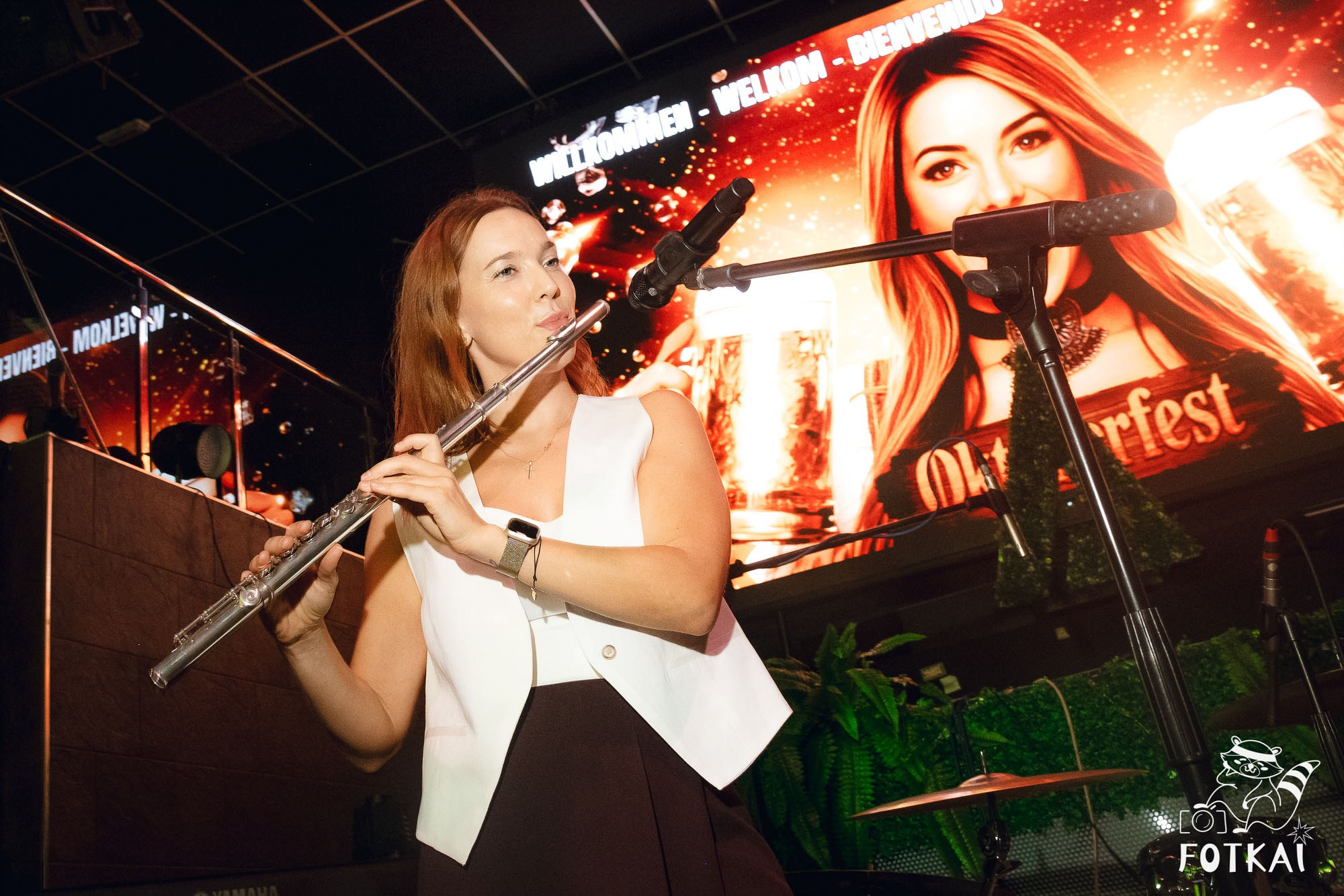Oktoberfest Torrevieja 2025 в Avalon — Stones of the Coast, живая музыка и рок-атмосфера | Фоторепортаж FOTKAI
