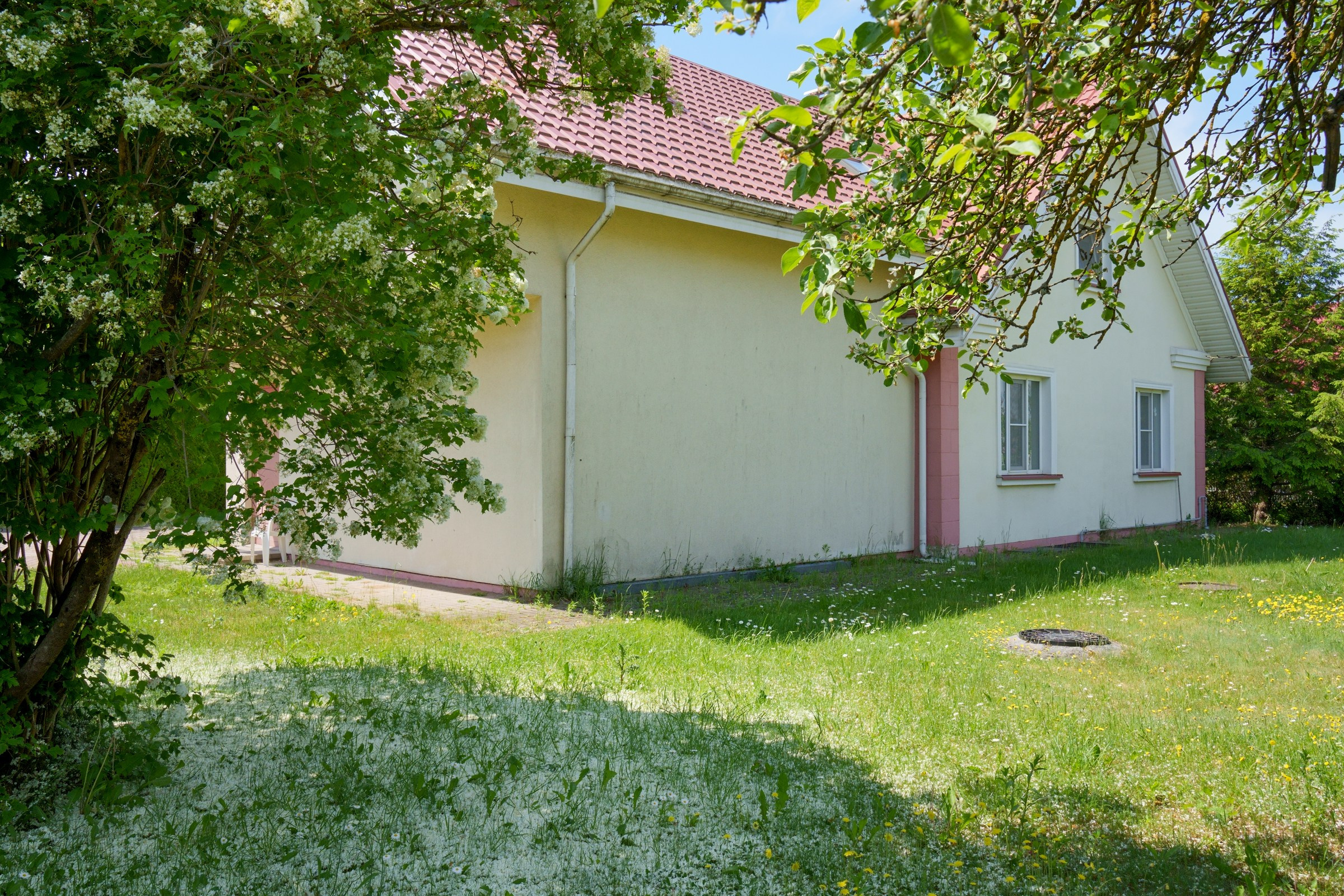 Bukiškės, Jaunimo g. Elina Sapiega fotografė Vilniuje