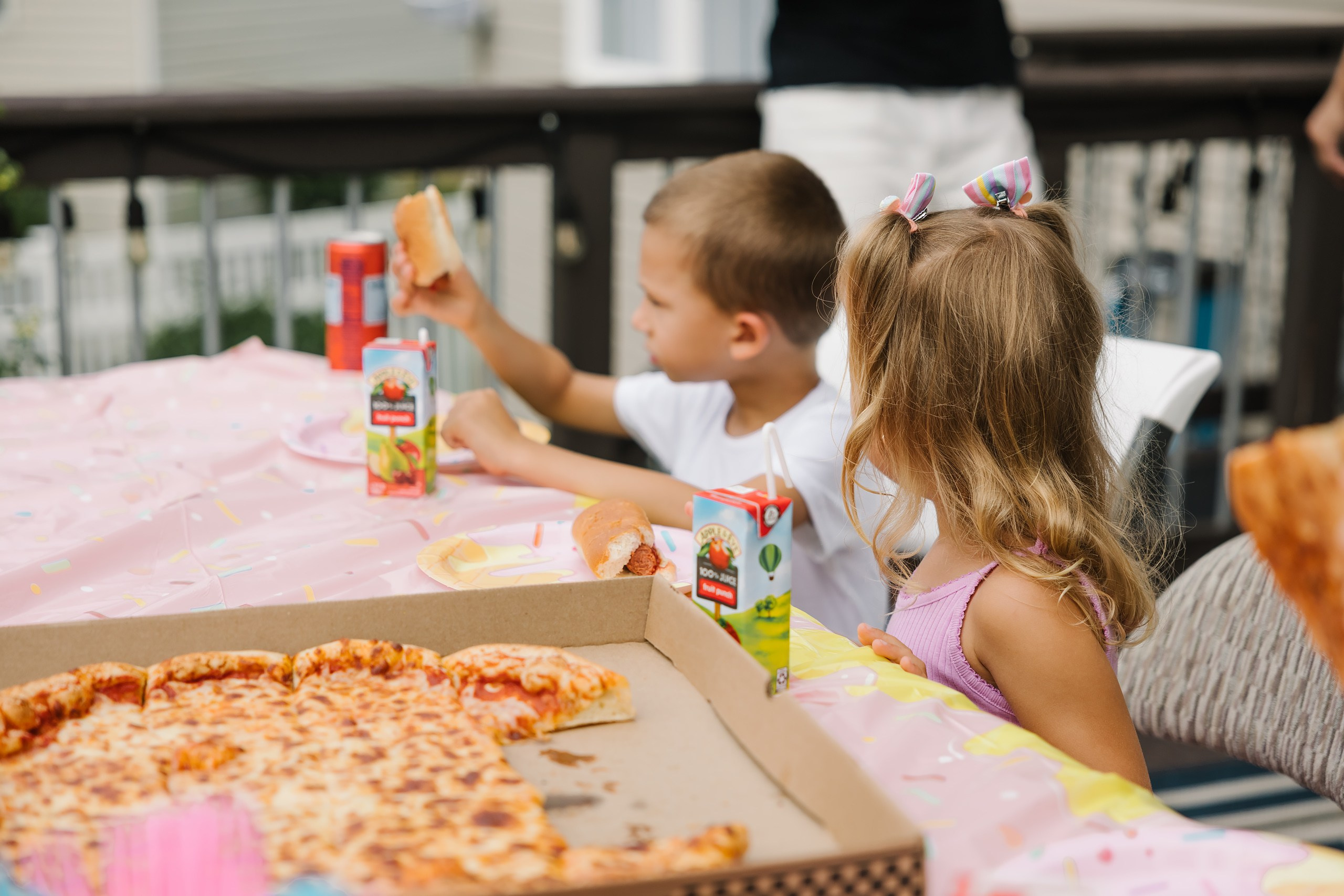 Birthday Party. Wedding family event photographer in Chicago Nick Yushevich