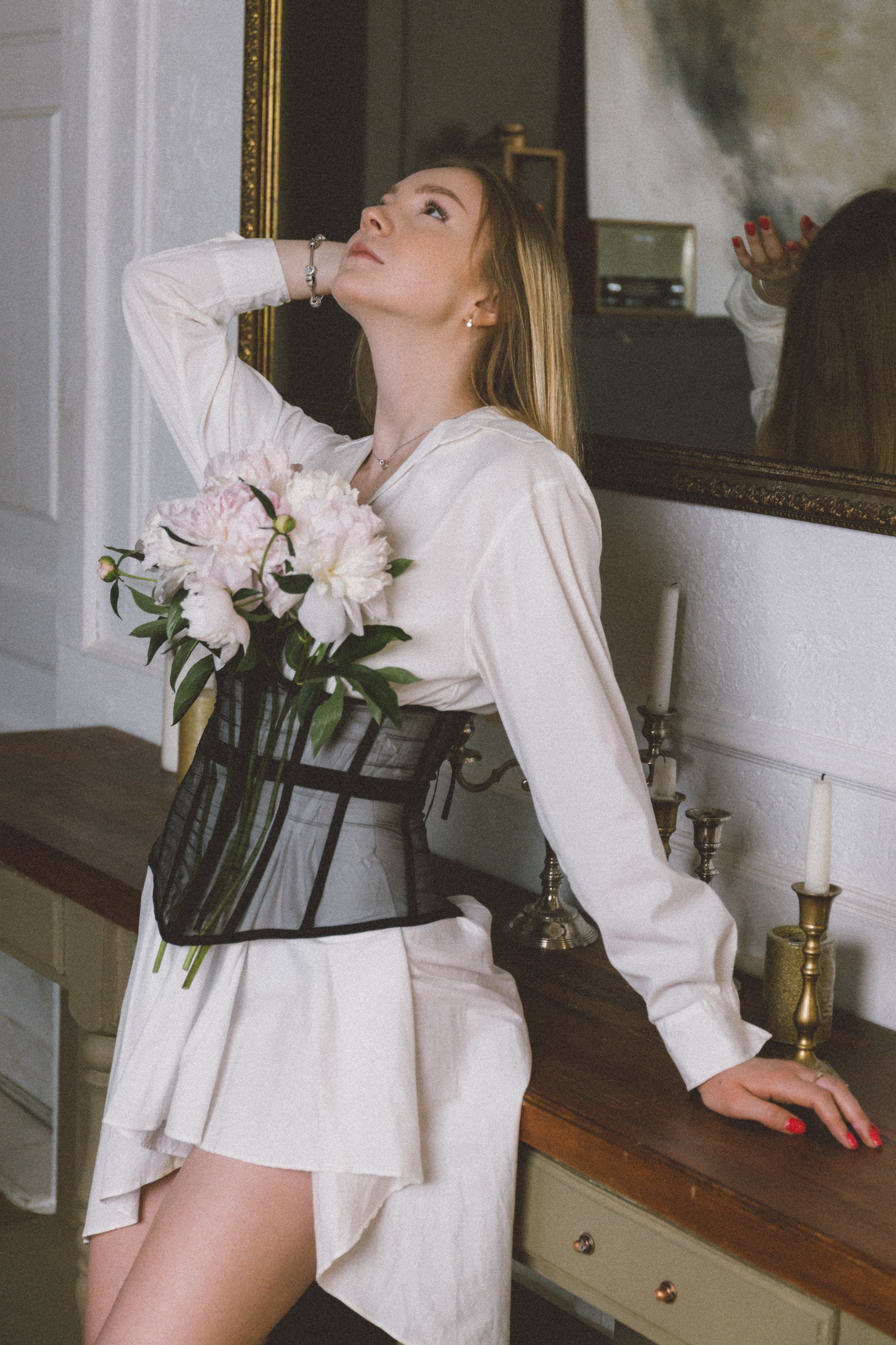 Алеся-фотосессия для художника. Фотограф Анна Кучерявая | Свадьбы и мероприятия в Дубае