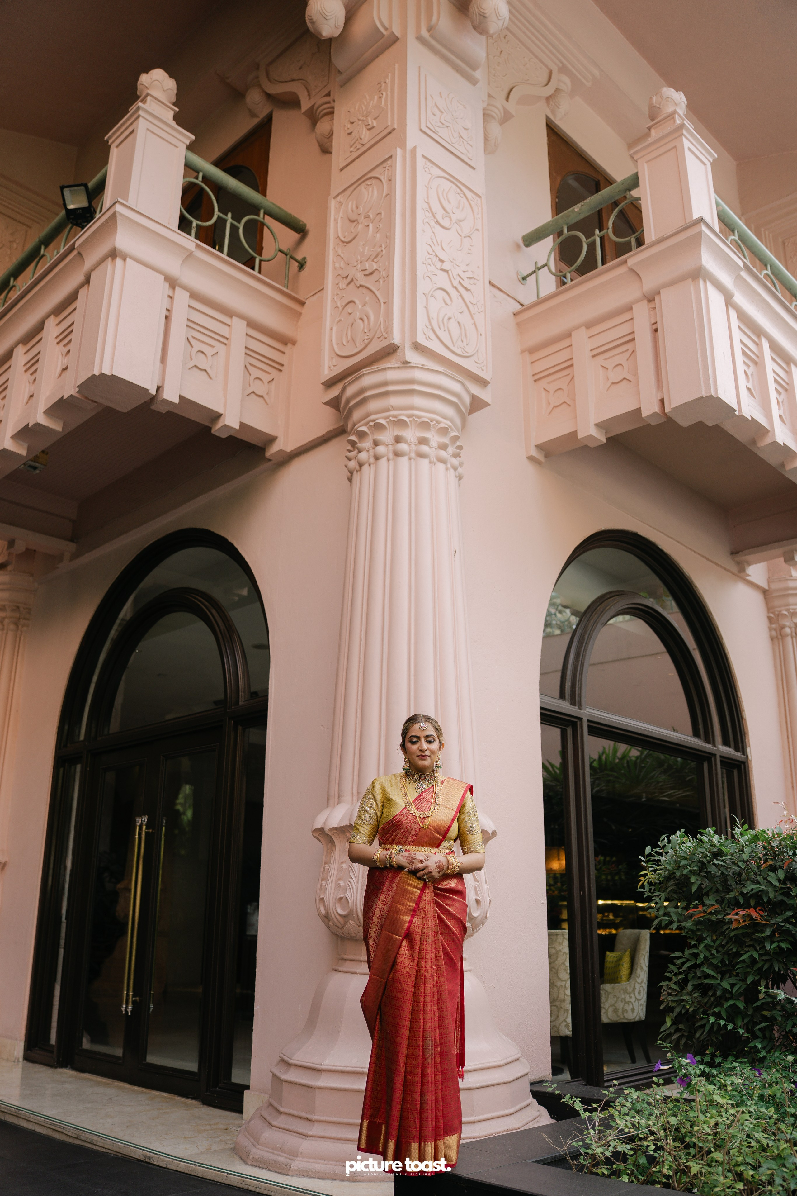 South Indian Wedding Ft. Aashna & Rajiv. Fine art Wedding Photographers in India & Canada