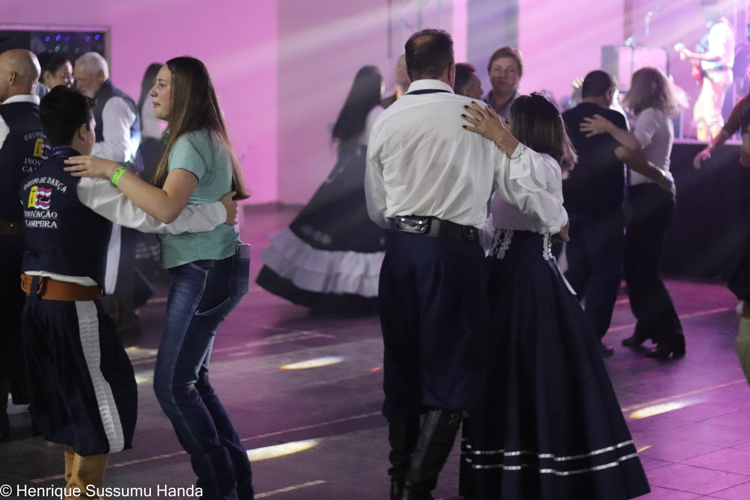 Formatura Curso de Dança Inovação Campeira. Handa Produções