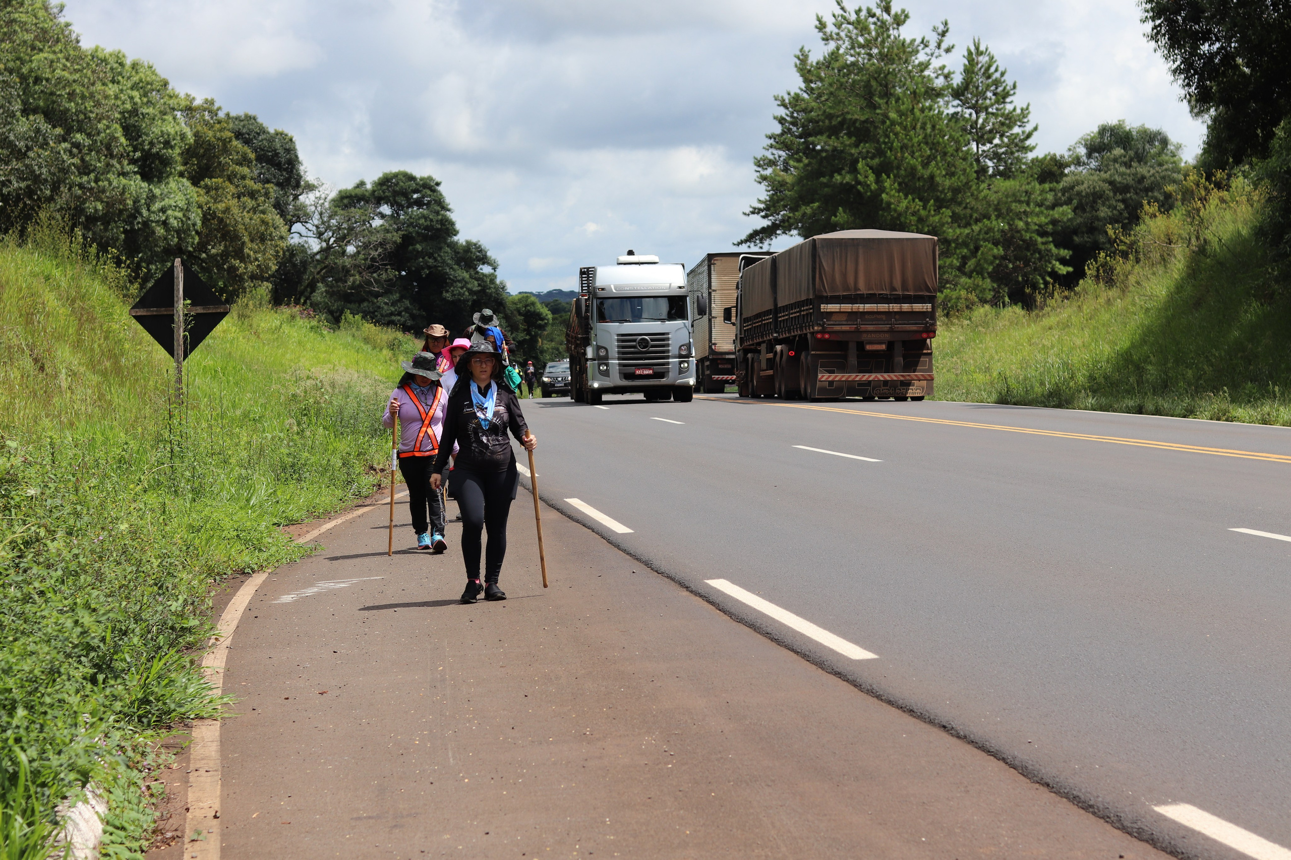 Peregrinação Nossa Senhora de Belém. Handa Produções