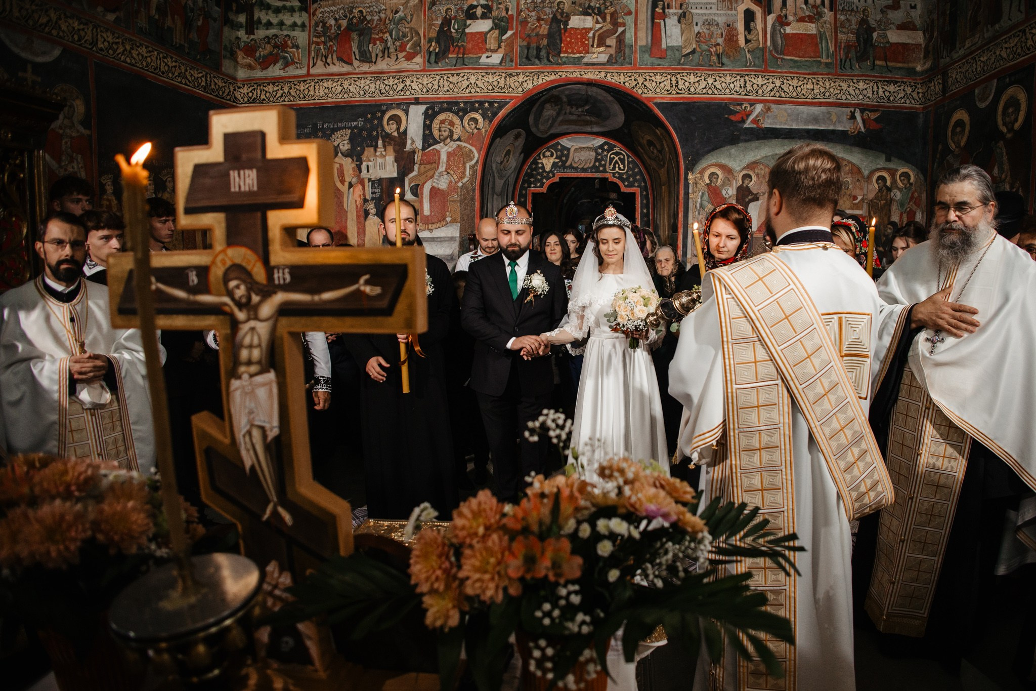 Nunta de Poveste la Sucevița: Cristi și Andreea. Servicii foto-video profesionale, pentru momente de neuitat