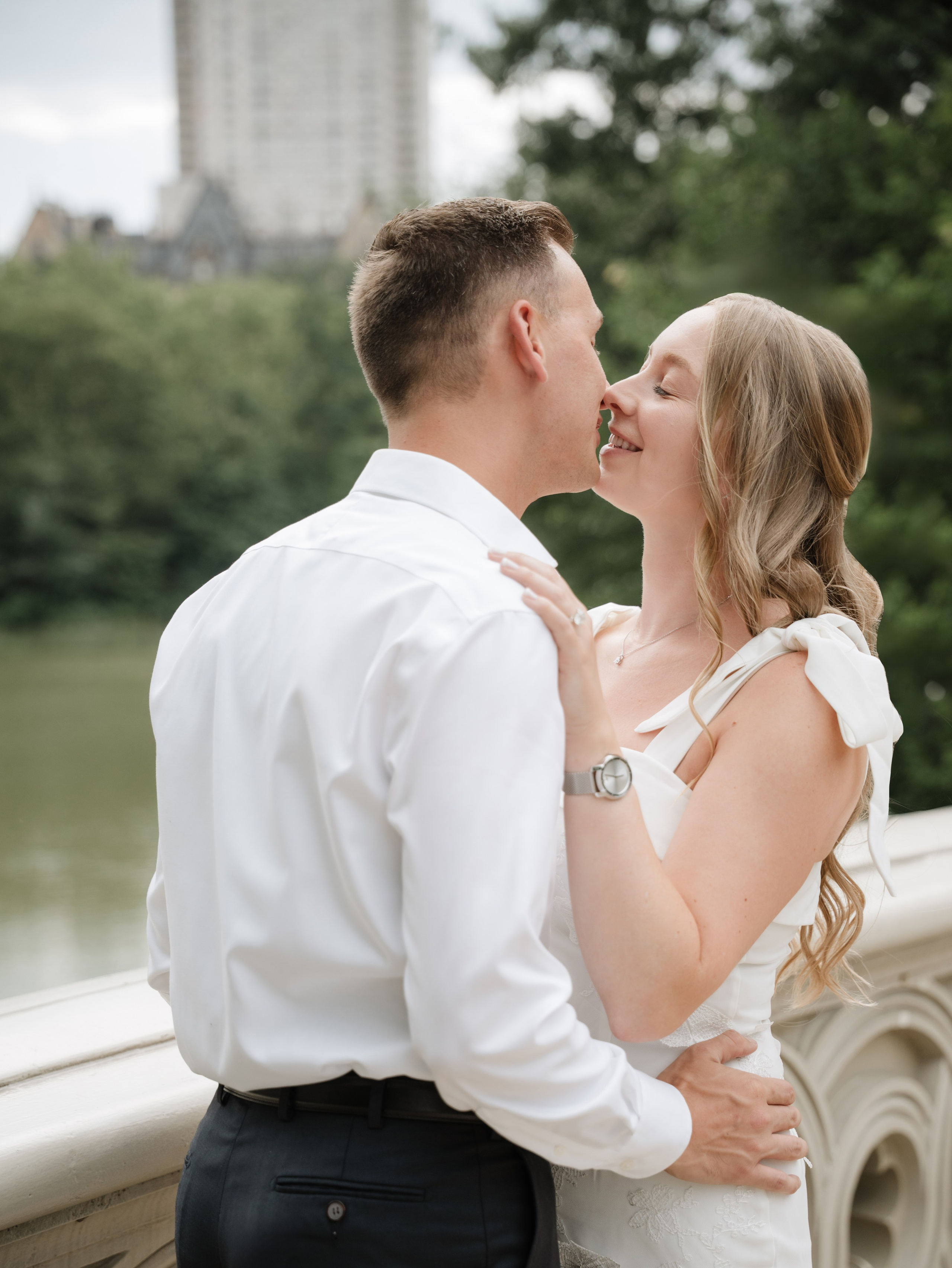 Engagement in Central Park. Portrait and wedding photographer in New York