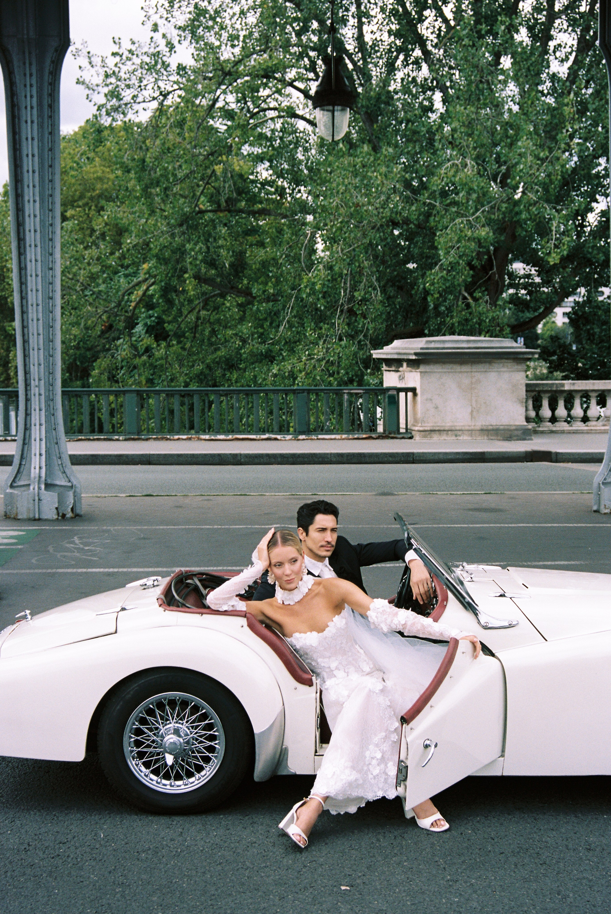 Romantic Photoshoot in Paris — Paris, the City of Love