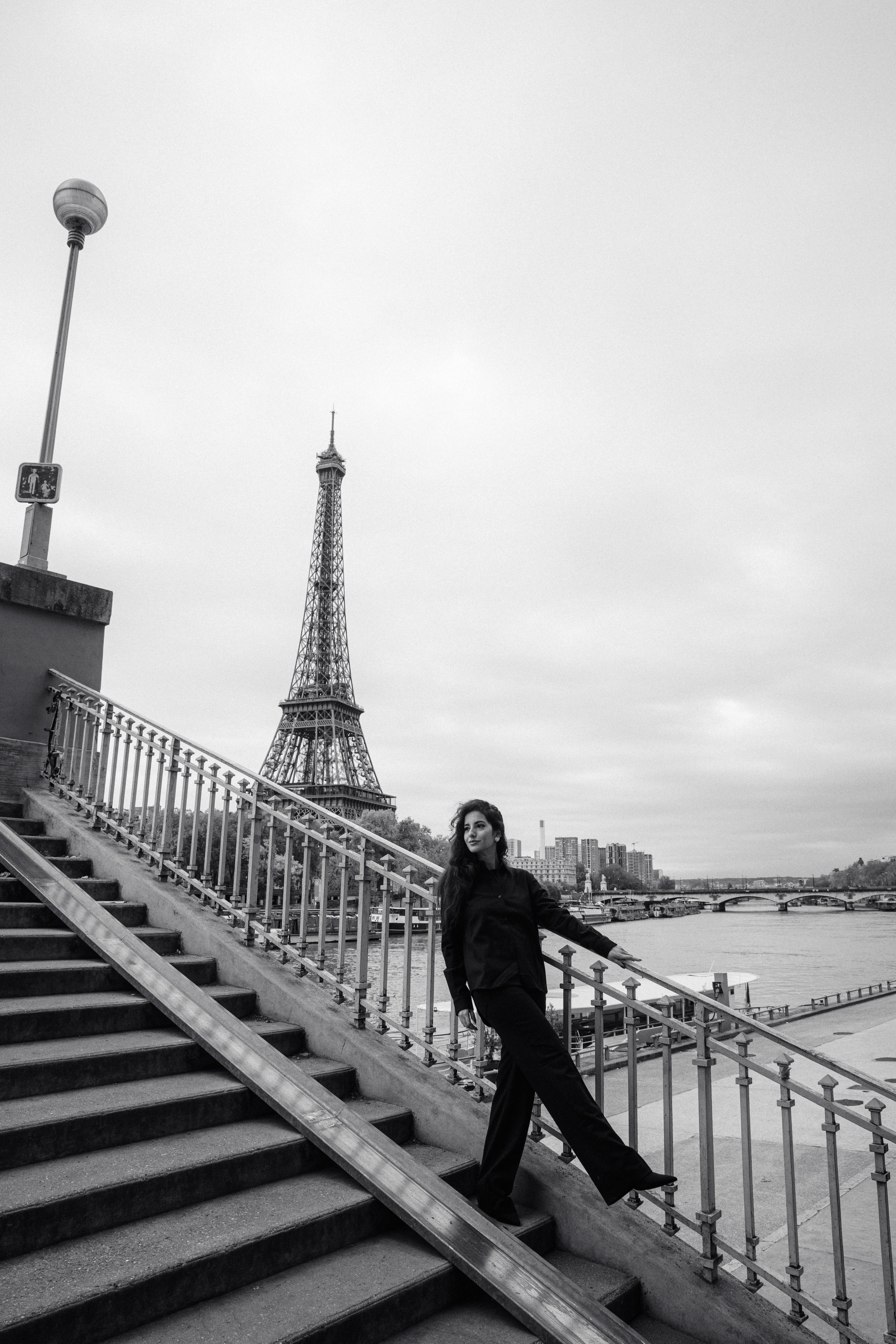 Yvonne. Paris Wedding Photographer