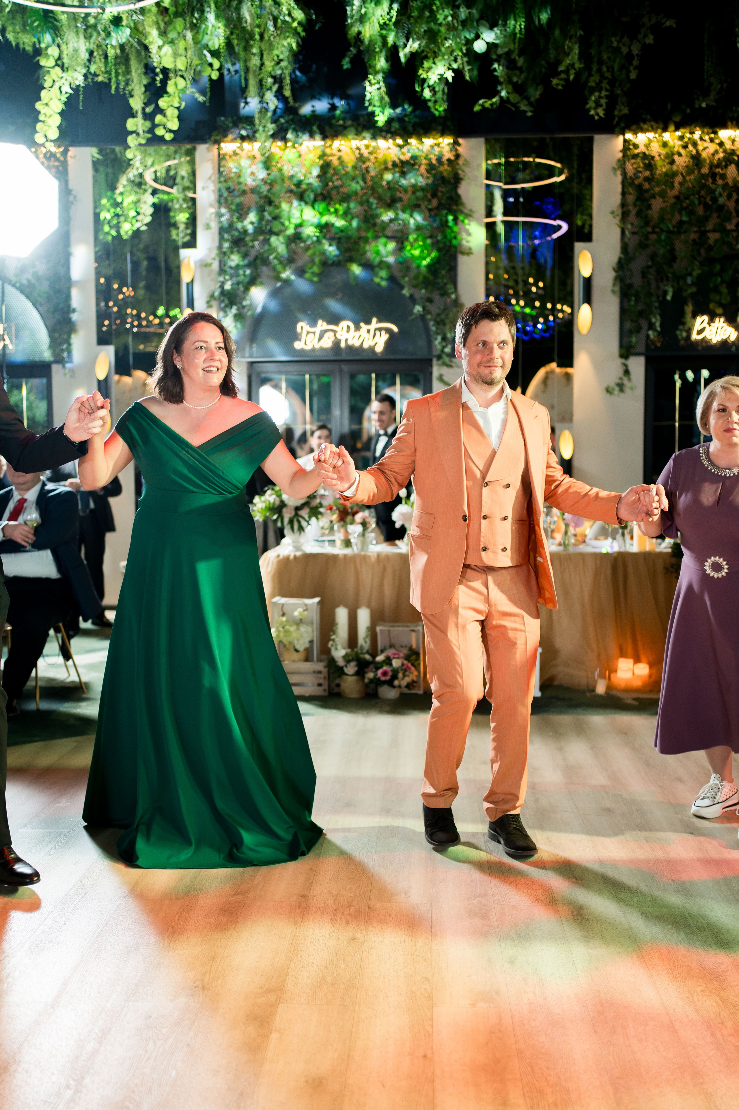 PARTY. Gabriel Florea — Fotograf nuntă București