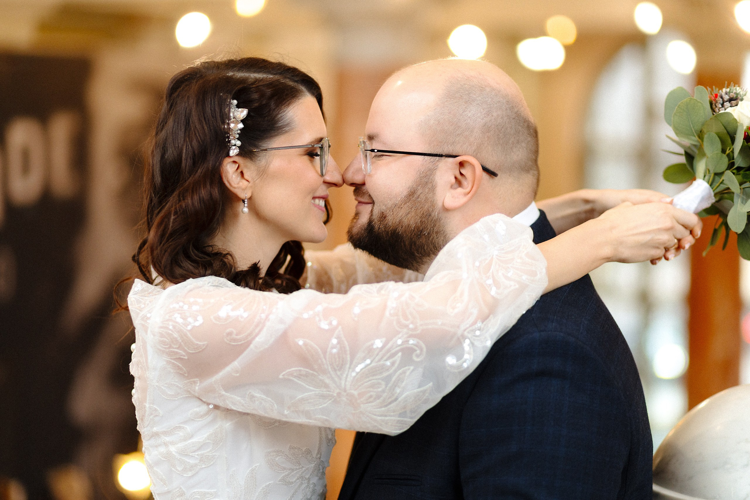 Зимняя свадебная фотосессия в музее искусств. Евгений Тимофеев | Свадебный и контент-фотограф и видеограф в Риге