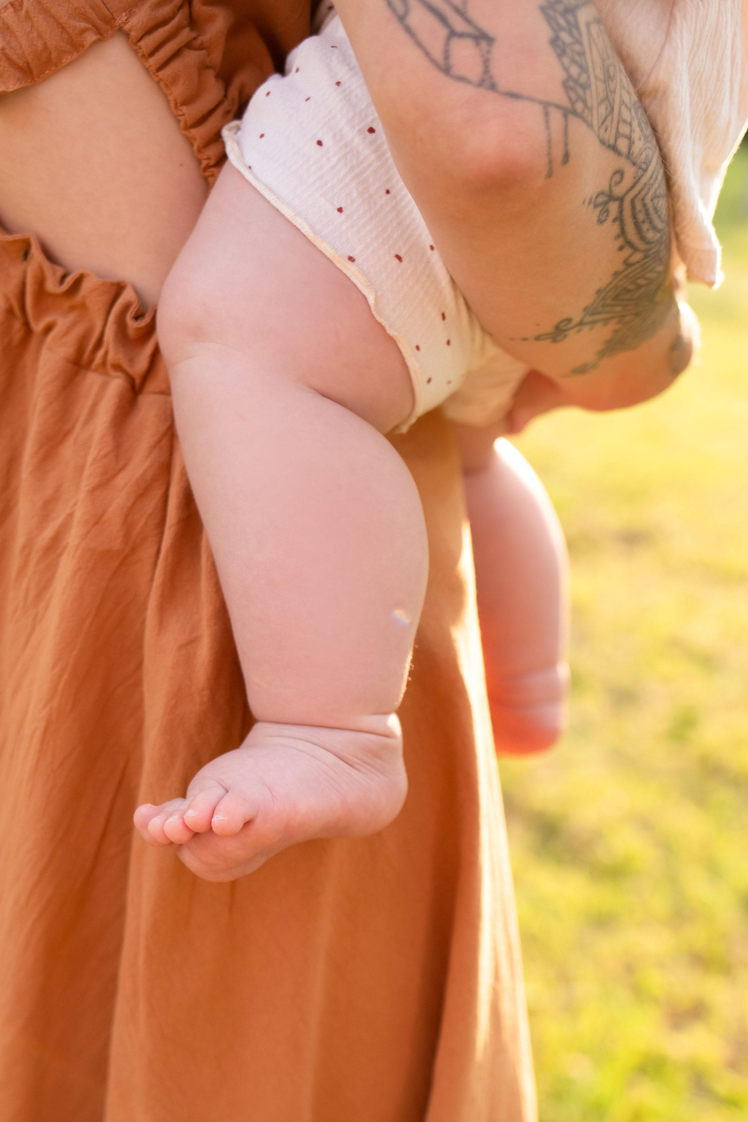 Beautiful family photo session in Spain. Professional photographer in Spain