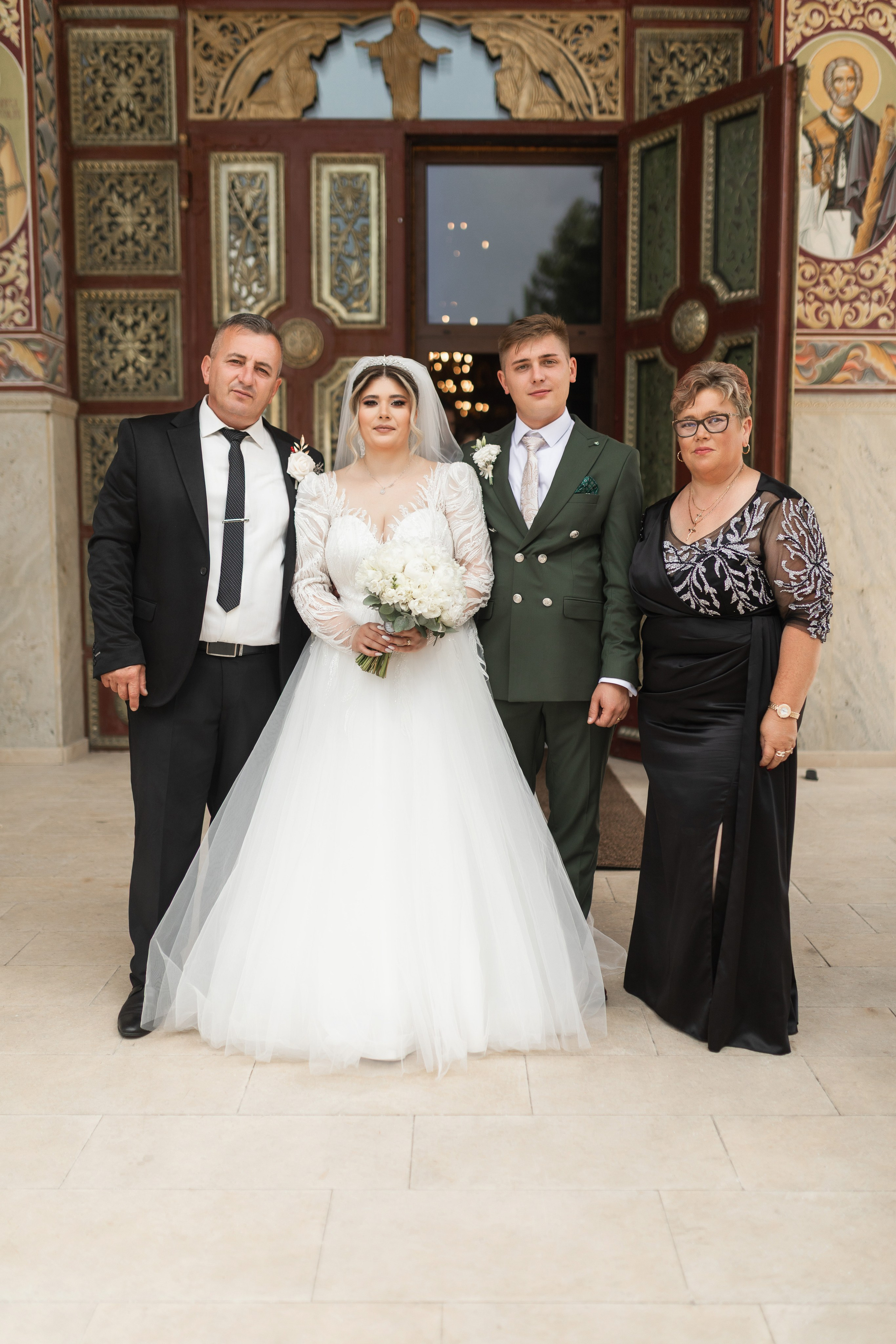 Oana & Andrei. Vlad Aconstantinesei Photographer