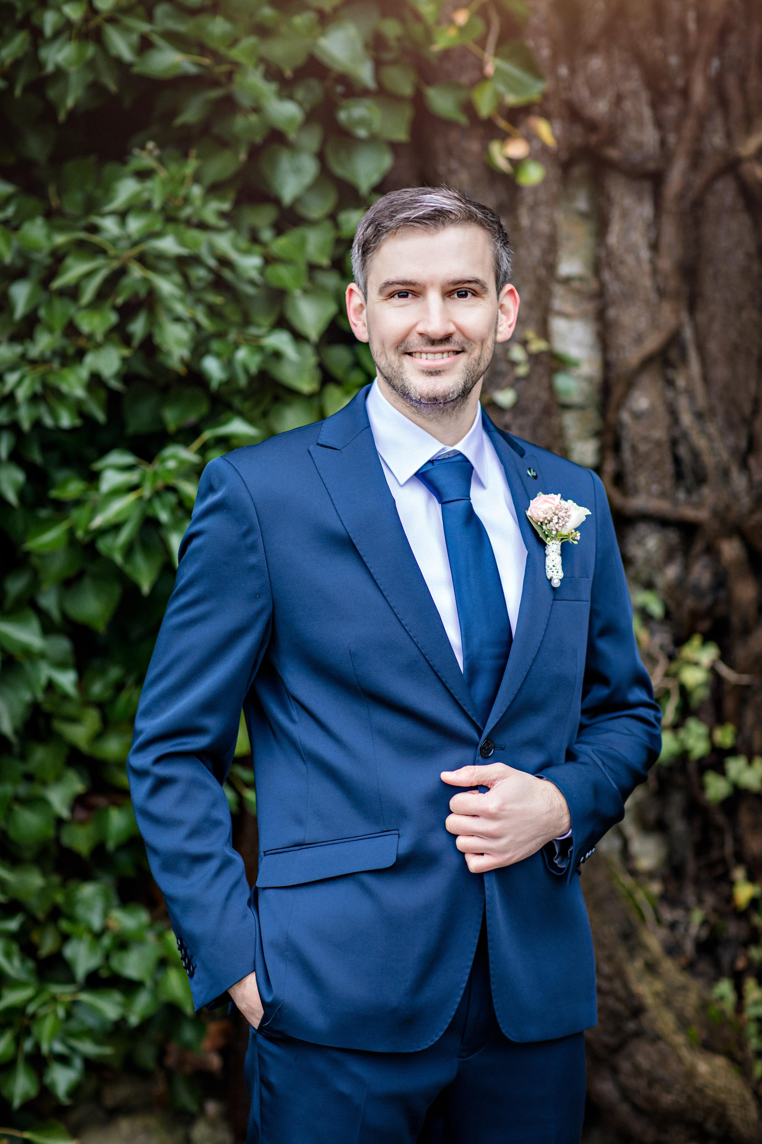 Hochzeit auf der Sparrenburg Bielefeld & Altes Rathaus – Natürliche Hochzeitsfotos & Emotionale Reportagen. Hochzeitsfotografin in Gütersloh | Authentische Hochzeitsreportagen | TK Photographie