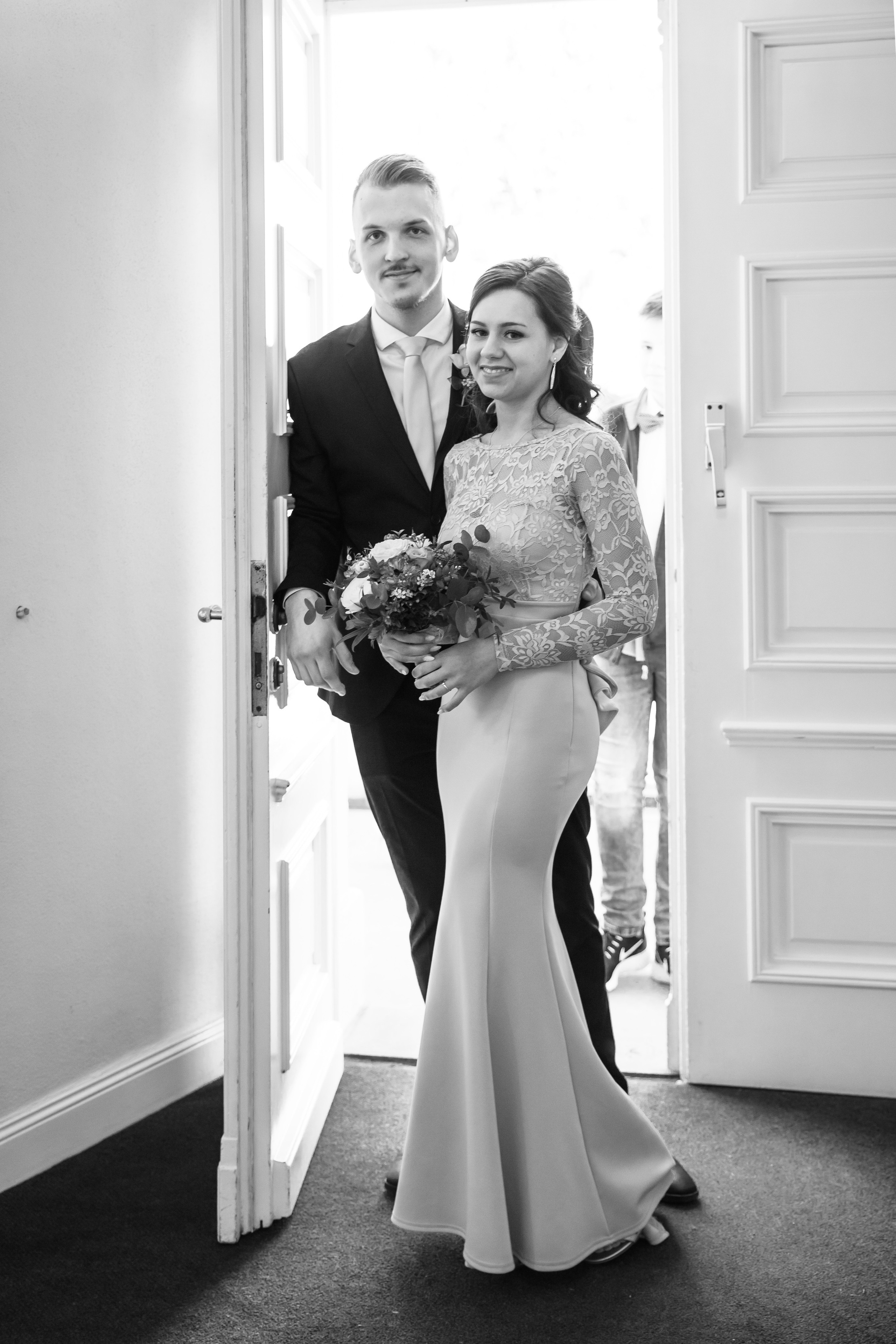 Standesamtliche Trauung Ovelgönne – Natürliche Hochzeitsfotos & Emotionale Reportagen. Hochzeitsfotografin in Gütersloh | Authentische Hochzeitsreportagen | TK Photographie