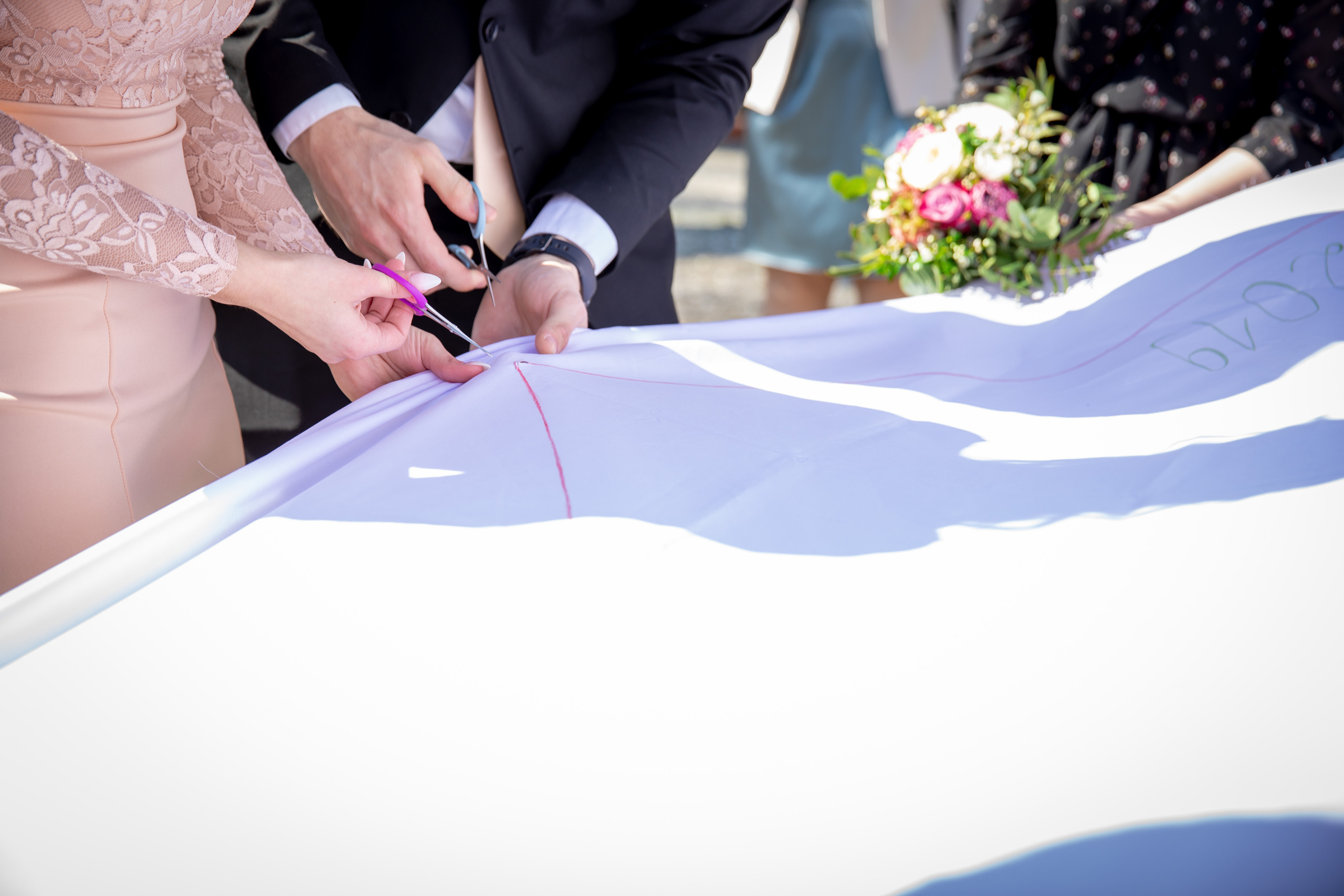 Standesamtliche Trauung Ovelgönne – Natürliche Hochzeitsfotos & Emotionale Reportagen. Hochzeitsfotografin in Gütersloh | Authentische Hochzeitsreportagen | TK Photographie