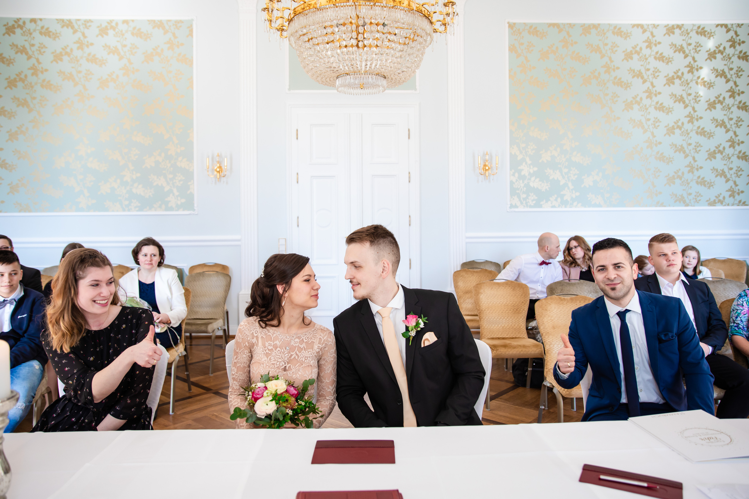 Standesamtliche Trauung Ovelgönne – Natürliche Hochzeitsfotos & Emotionale Reportagen. Hochzeitsfotografin in Gütersloh | Authentische Hochzeitsreportagen | TK Photographie