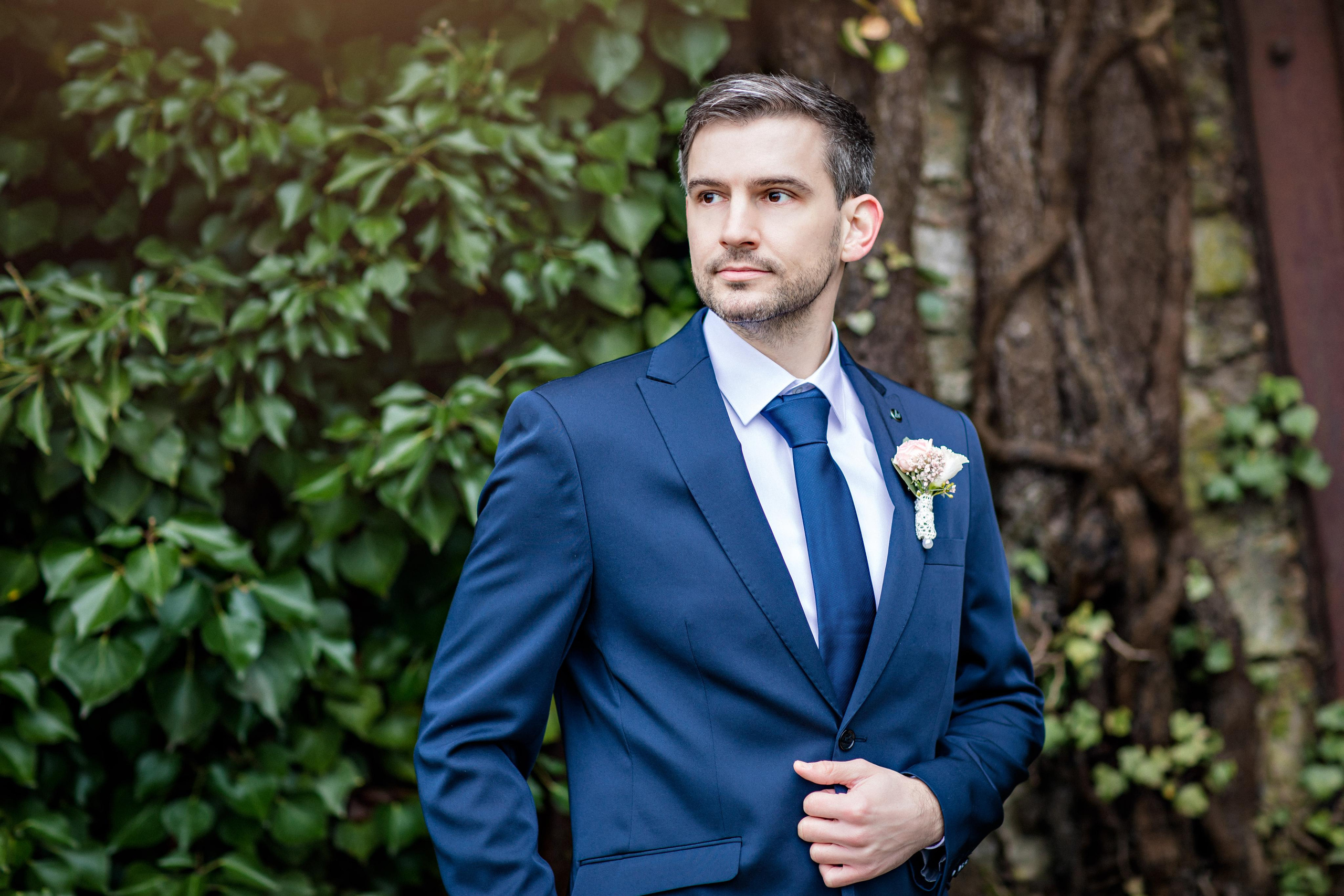 Hochzeit auf der Sparrenburg Bielefeld & Altes Rathaus – Natürliche Hochzeitsfotos & Emotionale Reportagen. Hochzeitsfotografin in Gütersloh | Authentische Hochzeitsreportagen | TK Photographie