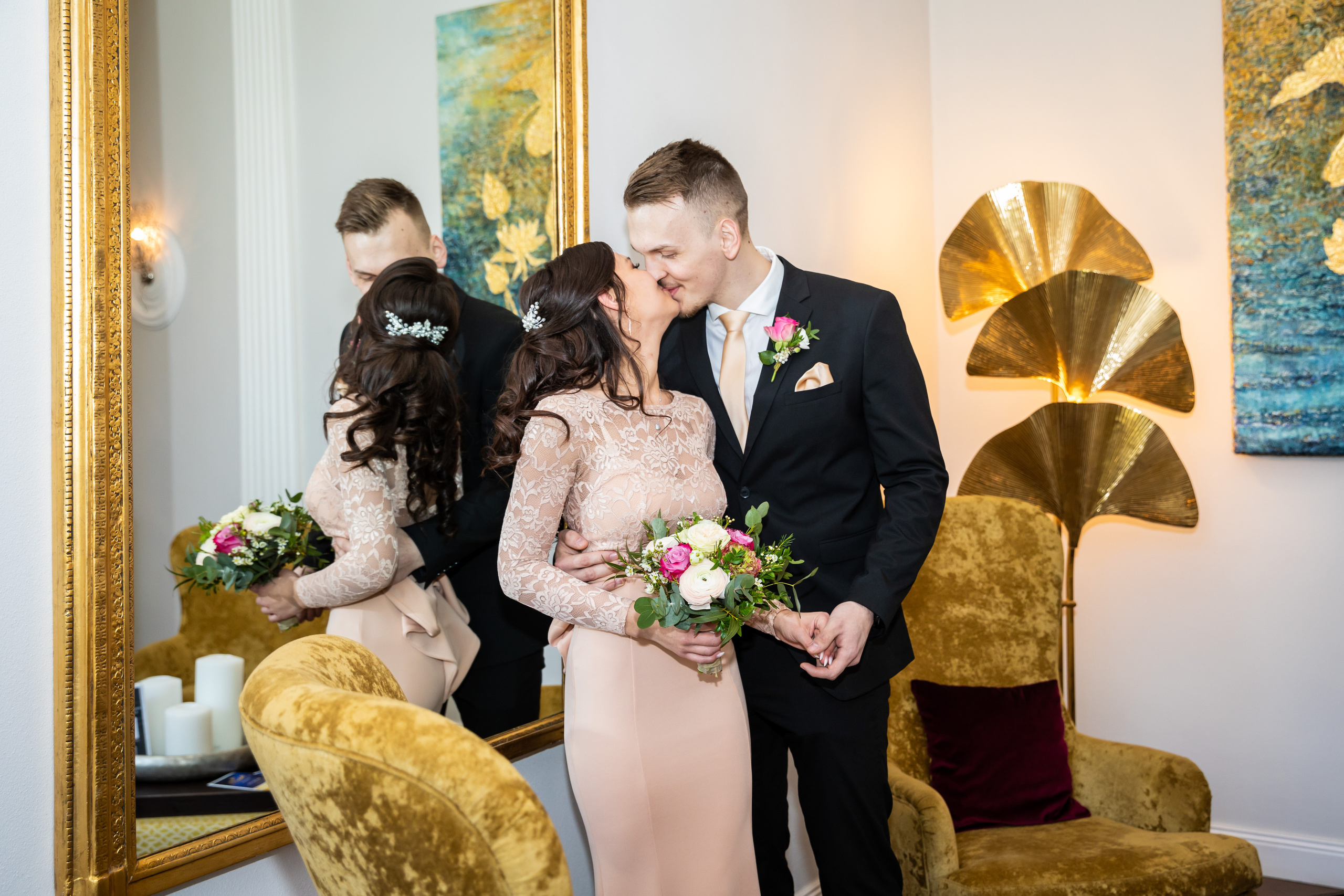 Standesamtliche Trauung Ovelgönne – Natürliche Hochzeitsfotos & Emotionale Reportagen. Hochzeitsfotografin in Gütersloh | Authentische Hochzeitsreportagen | TK Photographie