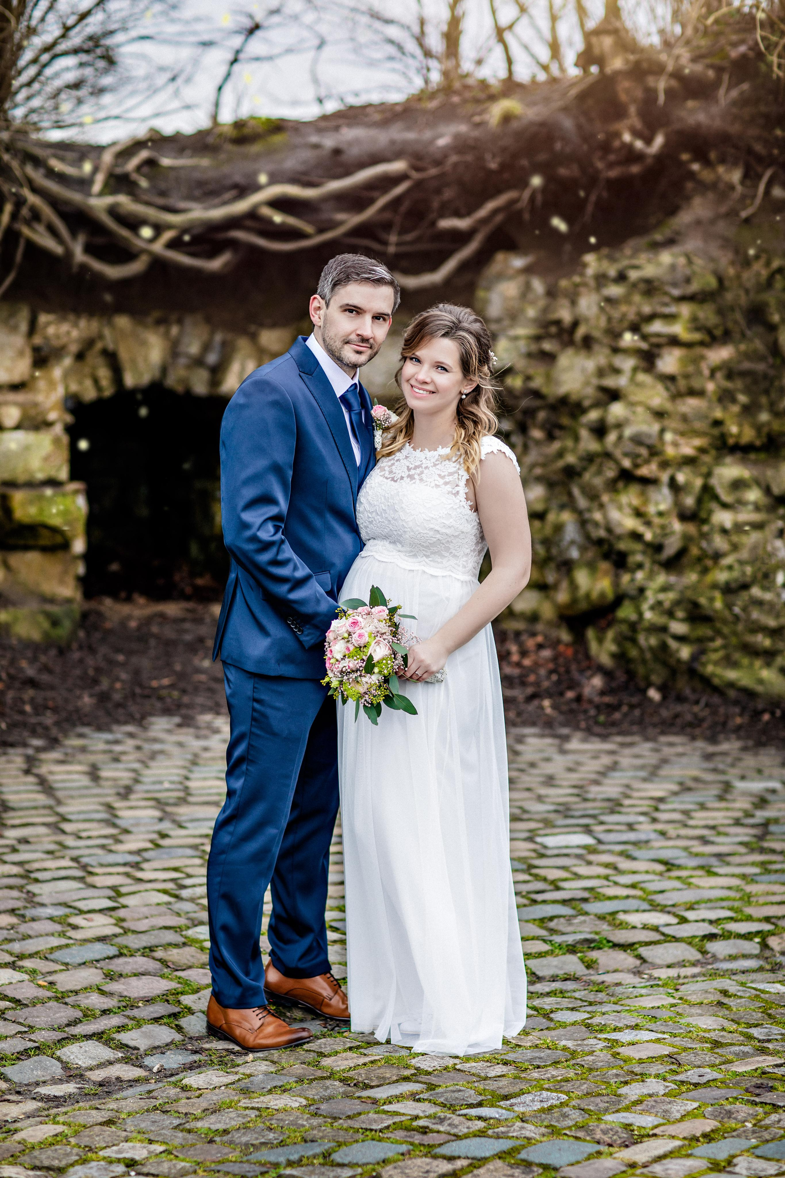 Hochzeit auf der Sparrenburg Bielefeld & Altes Rathaus – Natürliche Hochzeitsfotos & Emotionale Reportagen. Hochzeitsfotografin in Gütersloh | Authentische Hochzeitsreportagen | TK Photographie