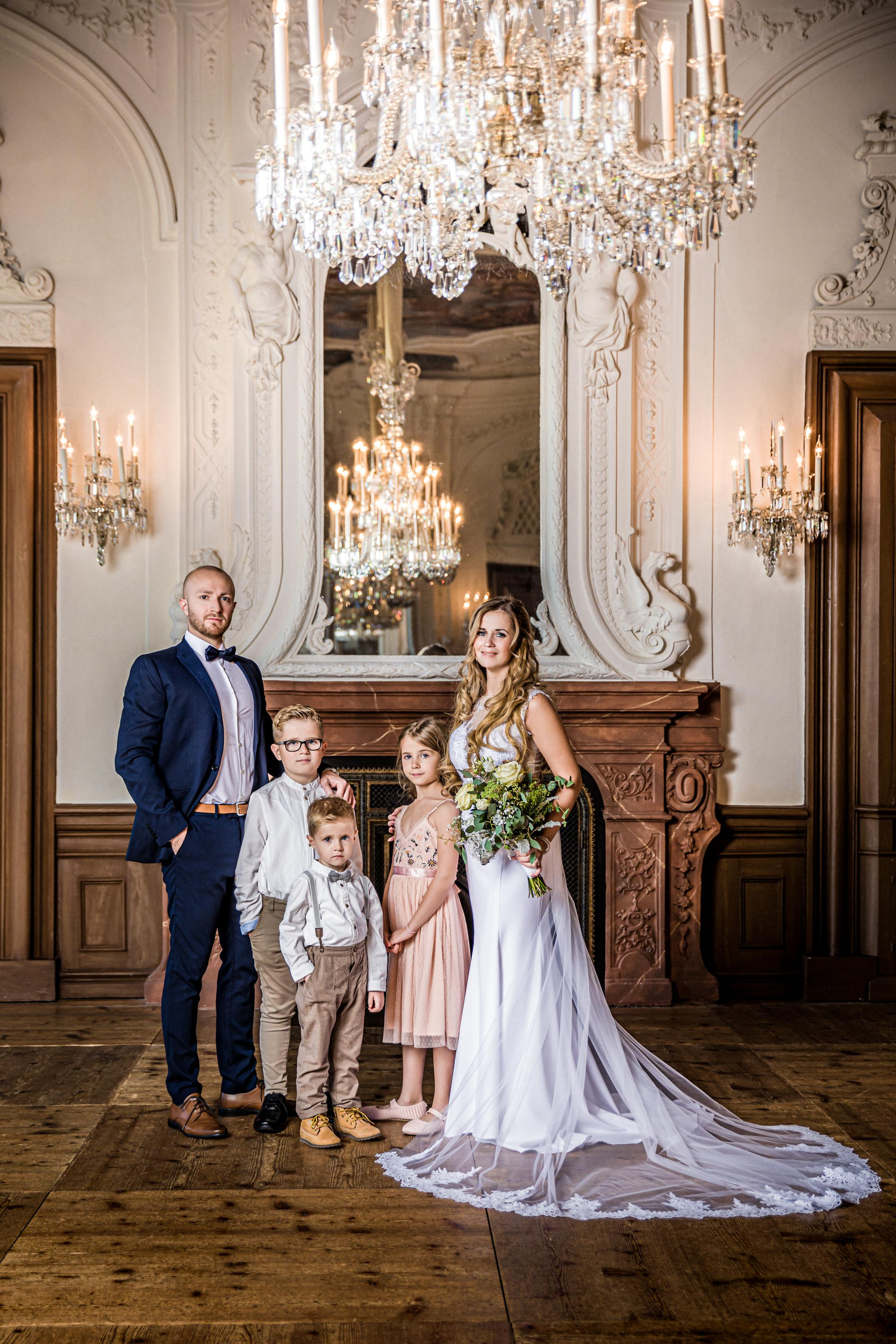 Hochzeit im Residenzschloss Arolsen – Elegante Hochzeitsfotos & Emotionale Reportagen!. Hochzeitsfotografin in Gütersloh | Authentische Hochzeitsreportagen | TK Photographie
