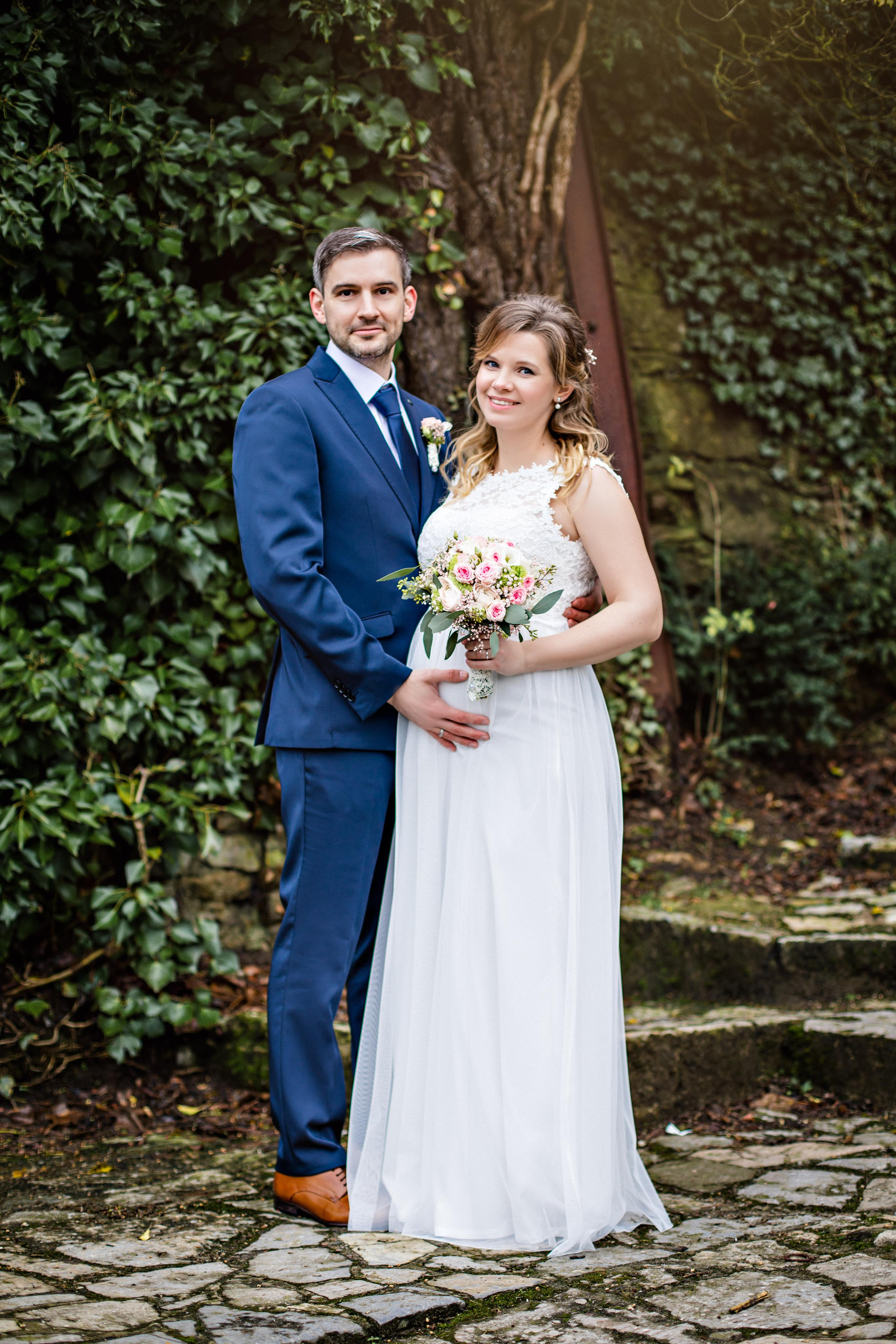 Hochzeit auf der Sparrenburg Bielefeld & Altes Rathaus – Natürliche Hochzeitsfotos & Emotionale Reportagen. Hochzeitsfotografin in Gütersloh | Authentische Hochzeitsreportagen | TK Photographie